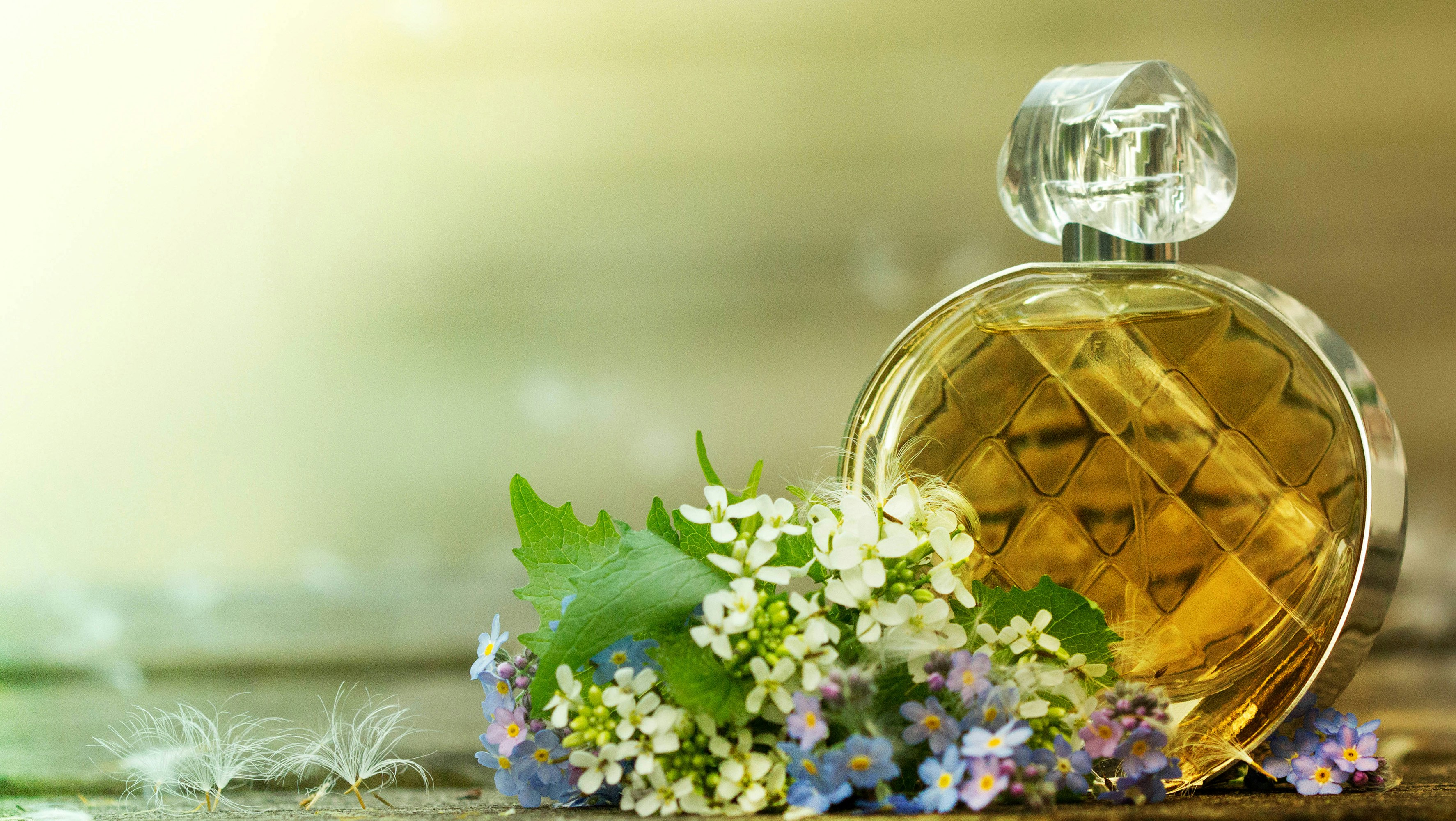 Elegant Floral Perfume