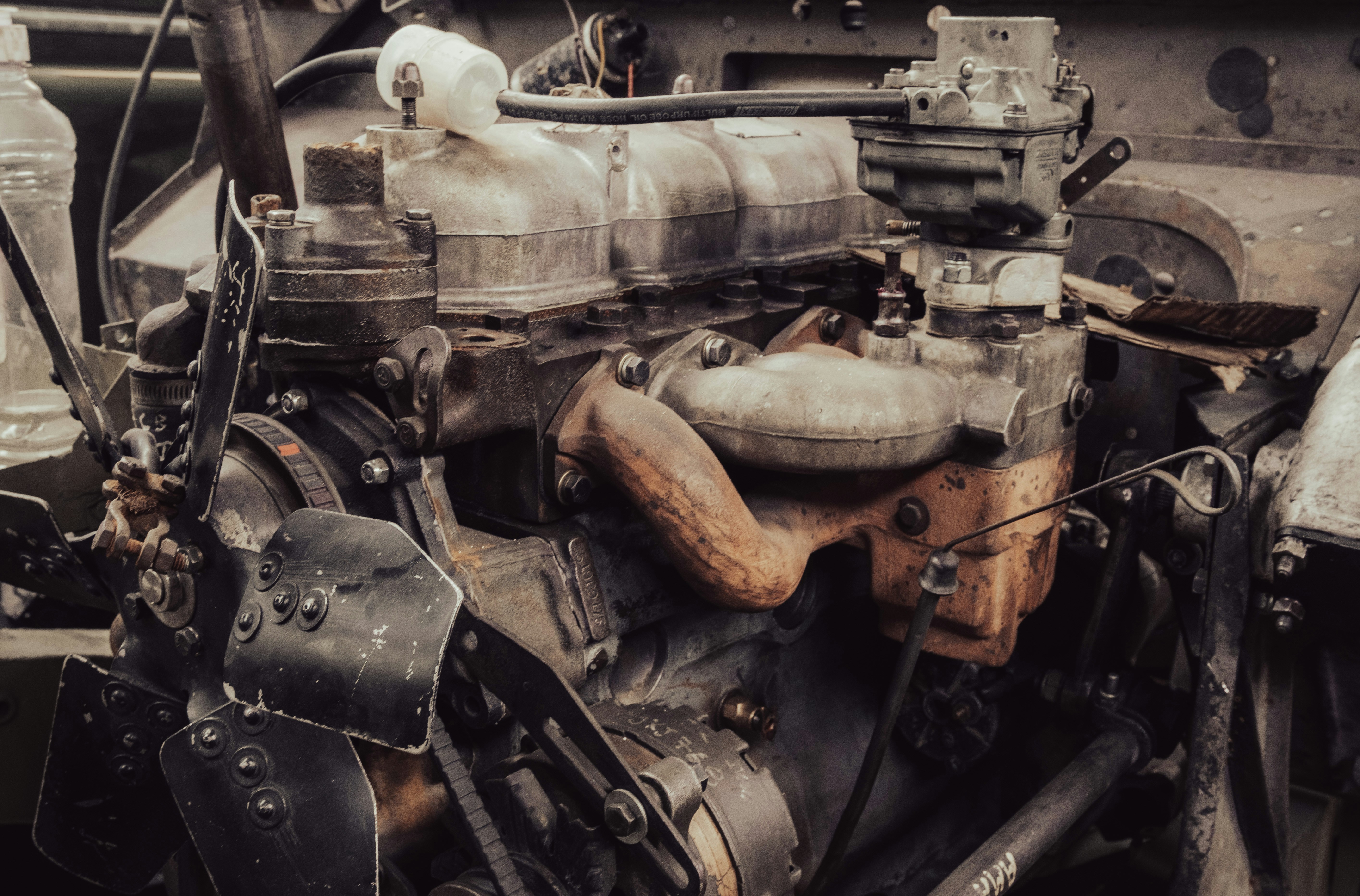 The Mechanic Who Showed You Every Part — Before Your Car Became a Black Box Nobody Could Open
