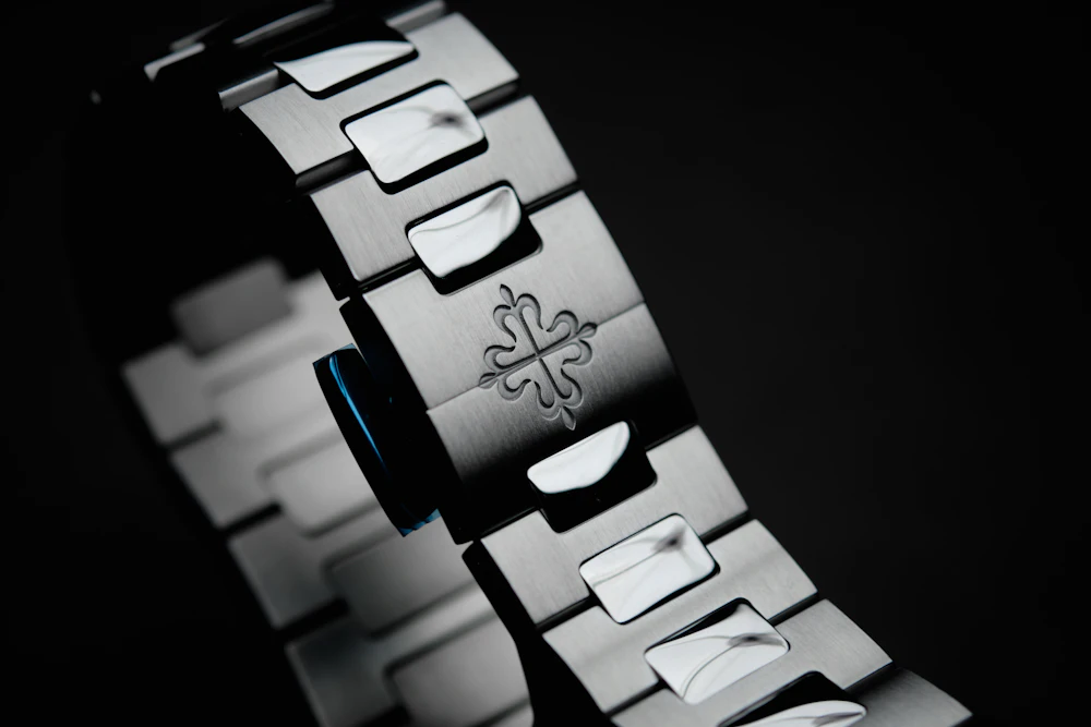 Watch movement finishing