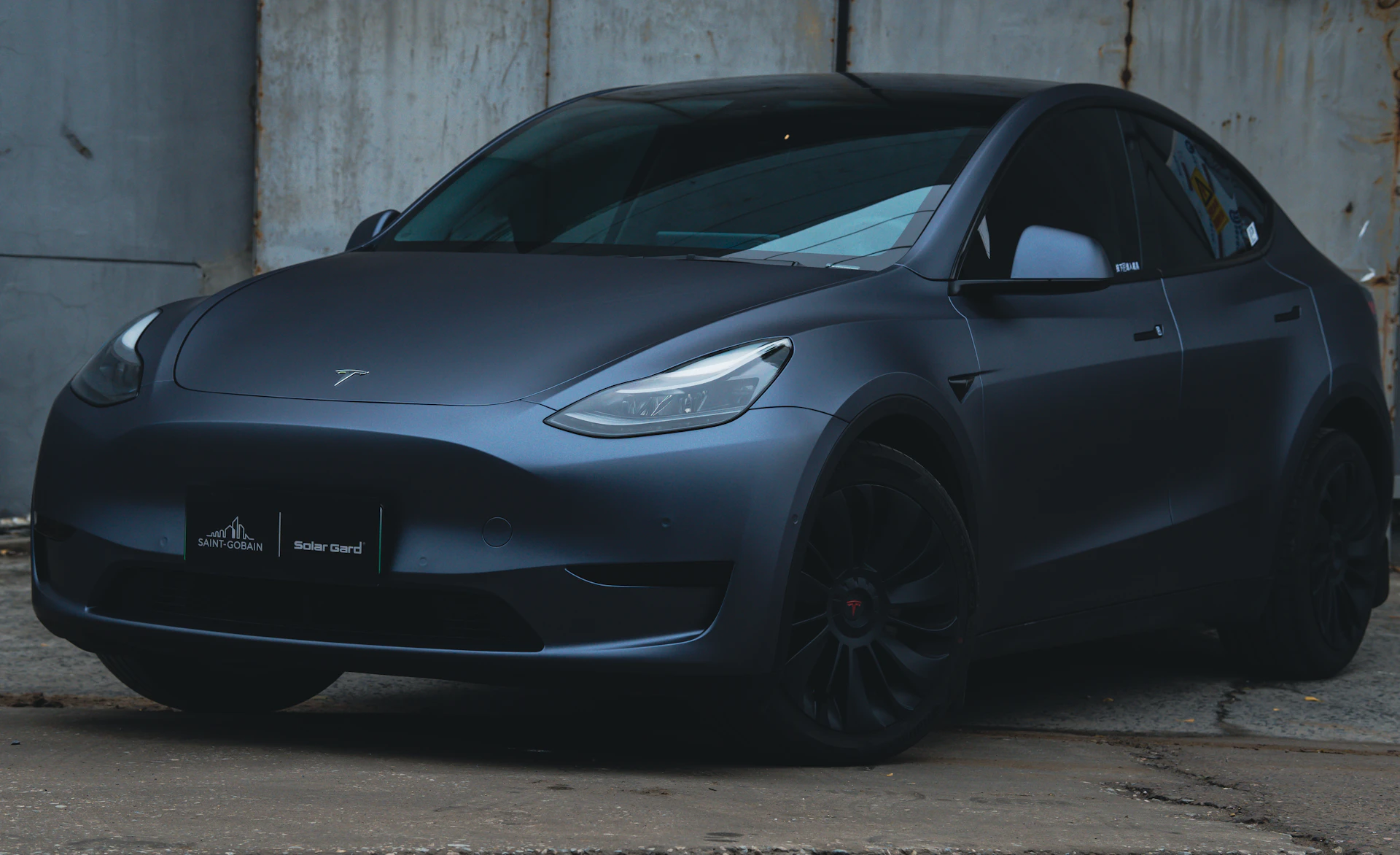 Tesla Model Y negro (imagen ilustrativa)