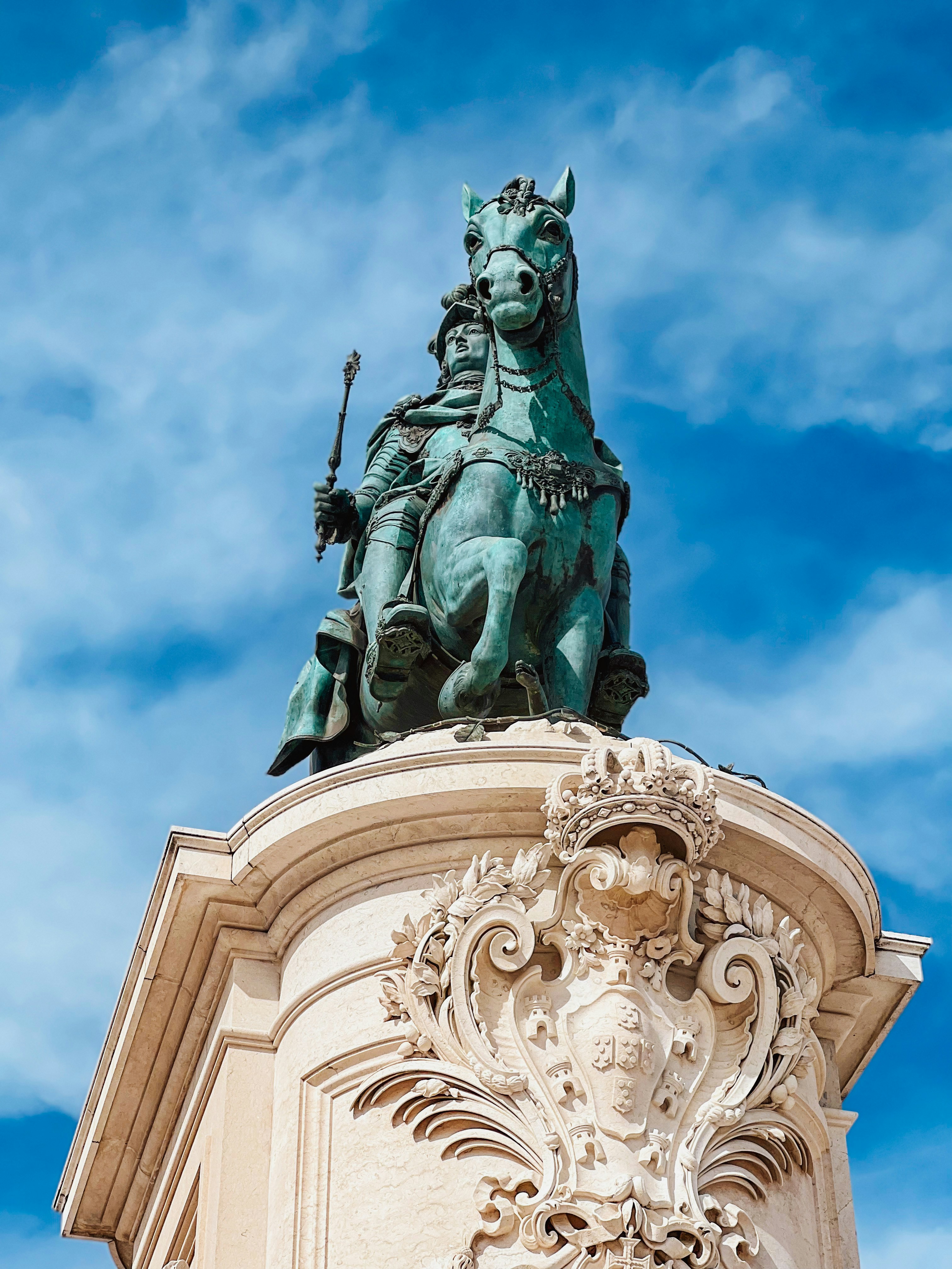 Bugün öğrendim ki: Avrupa'da feodalizmin ancak...