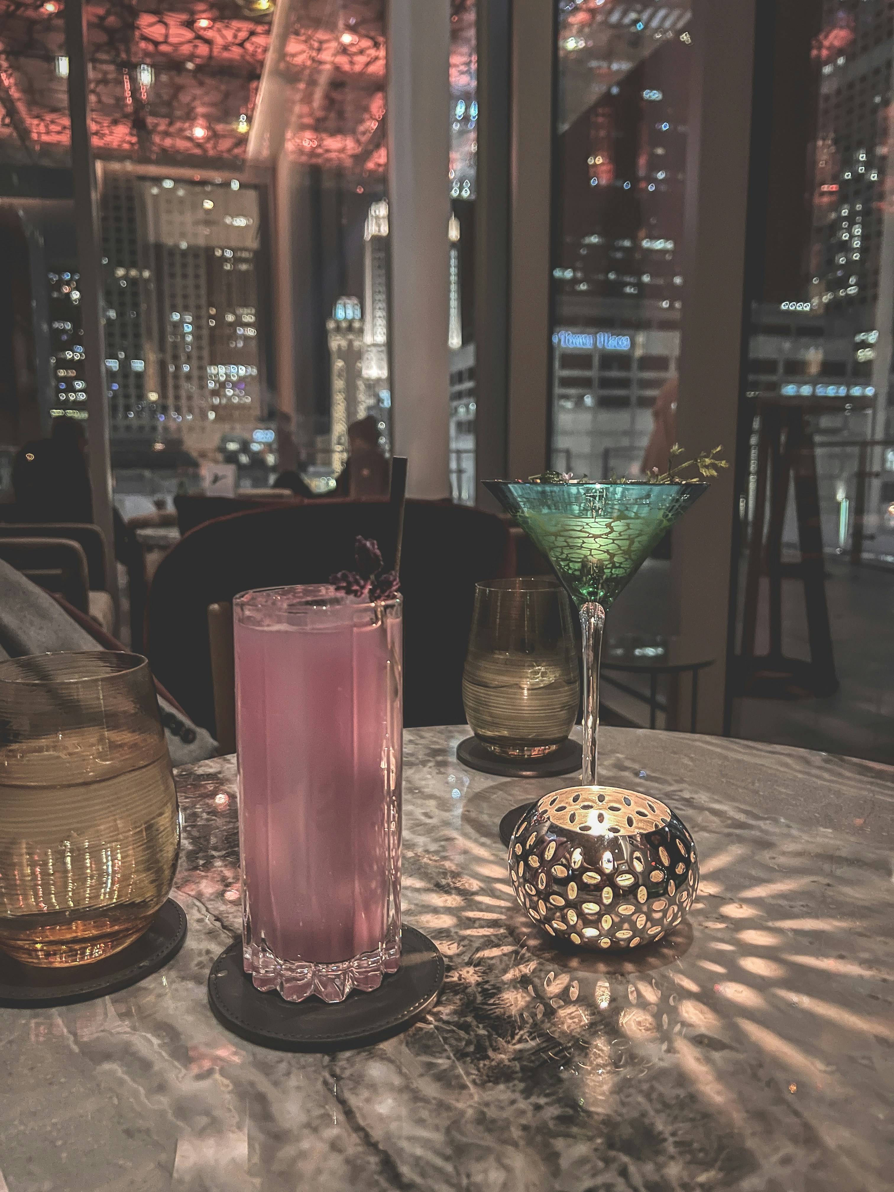 Uncovering the Best Late-Night Cocktail Bars: A Local’s Guide