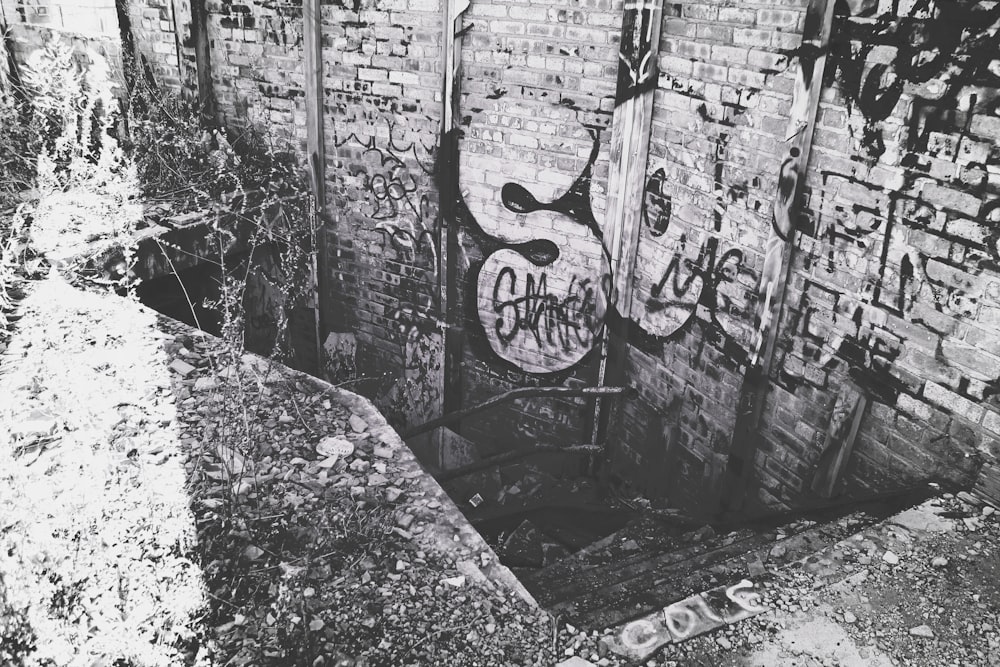 a wall with graffiti