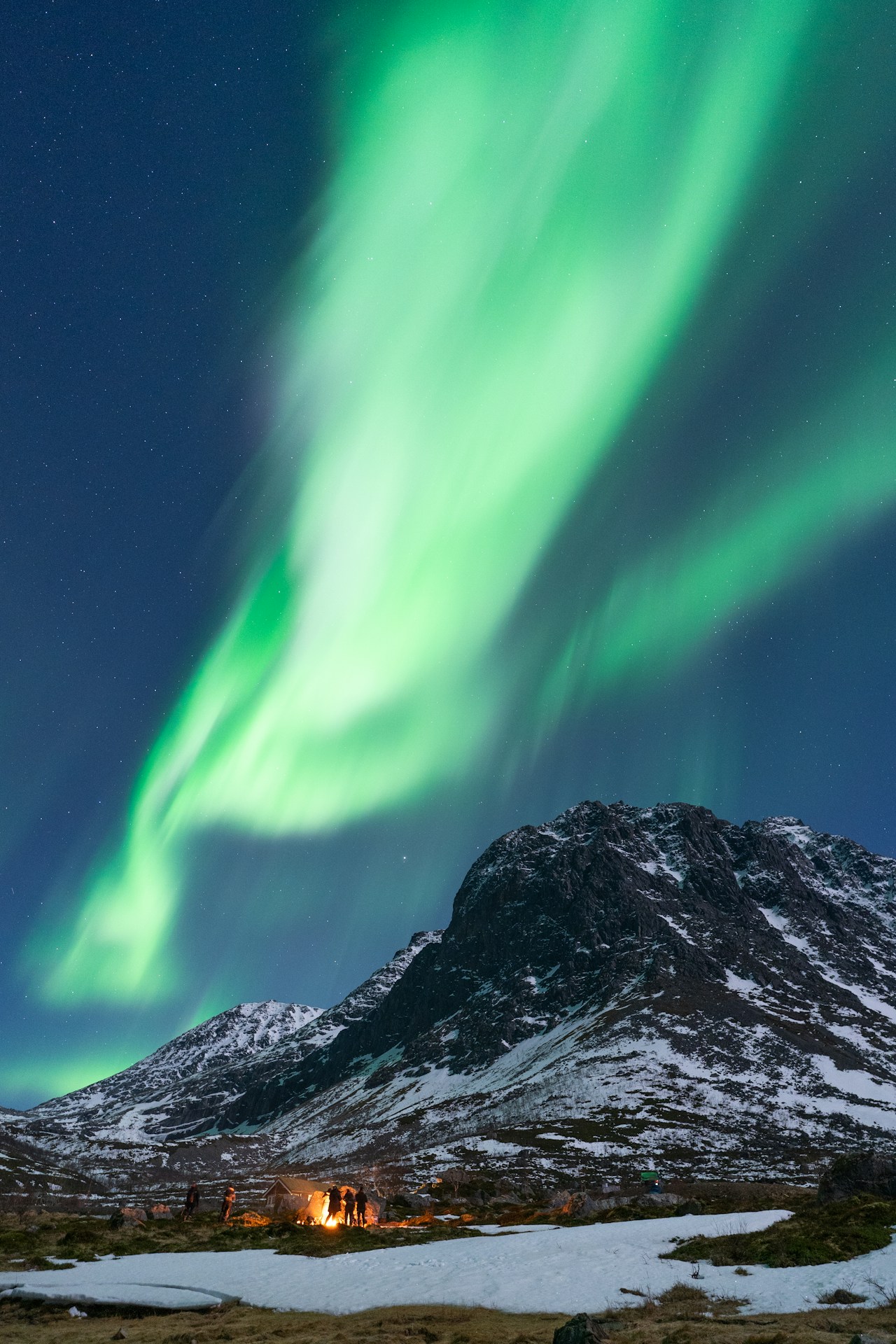 Green aurora over snowy mountain — Anatolia's mathematically possible extension