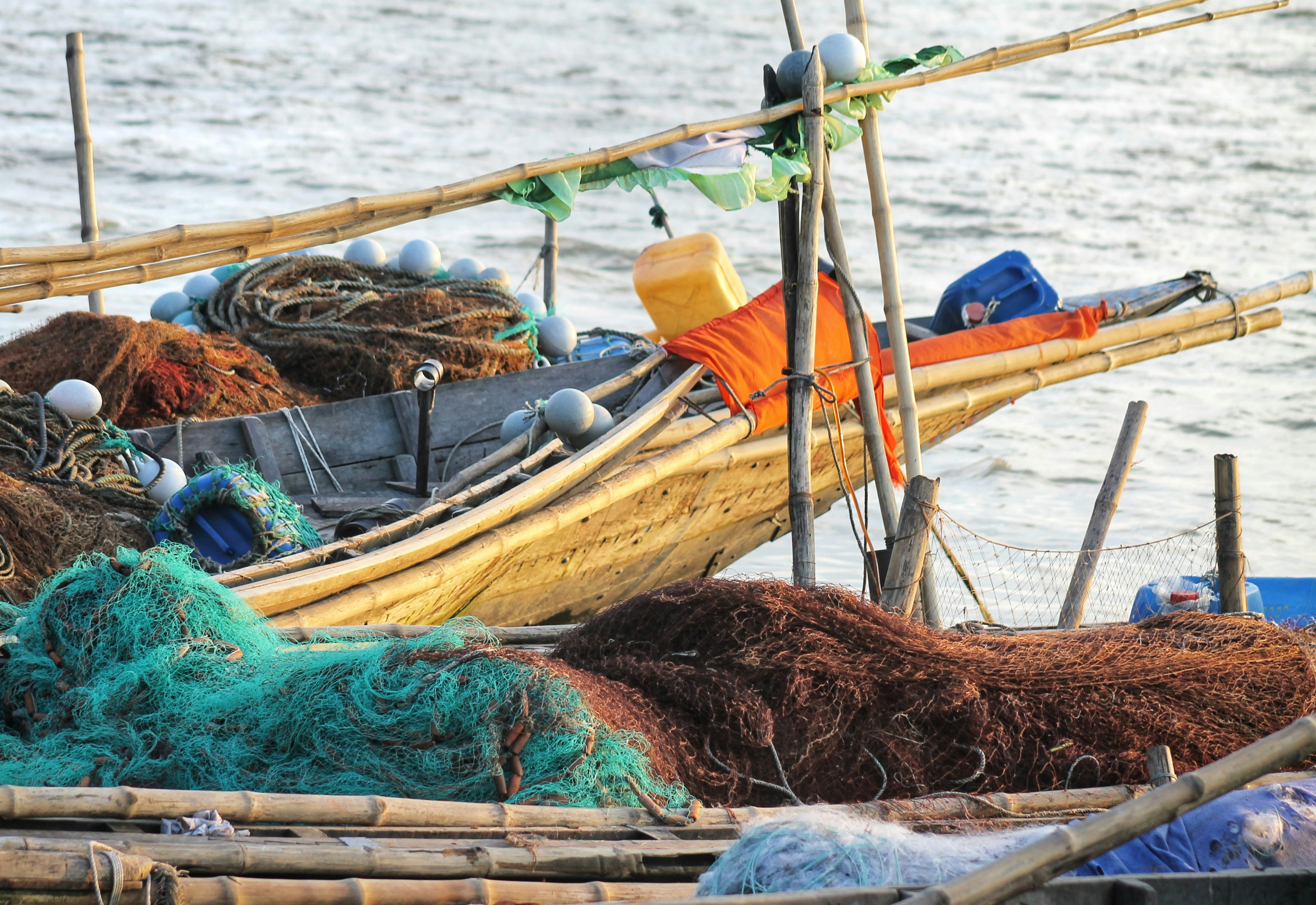 a boat with many objects on it
