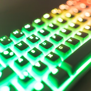 Teclado Mecânico RGB