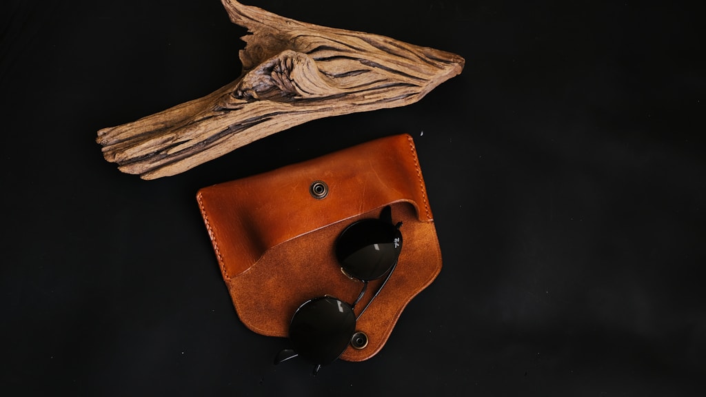 Native Bird Linen Pouch