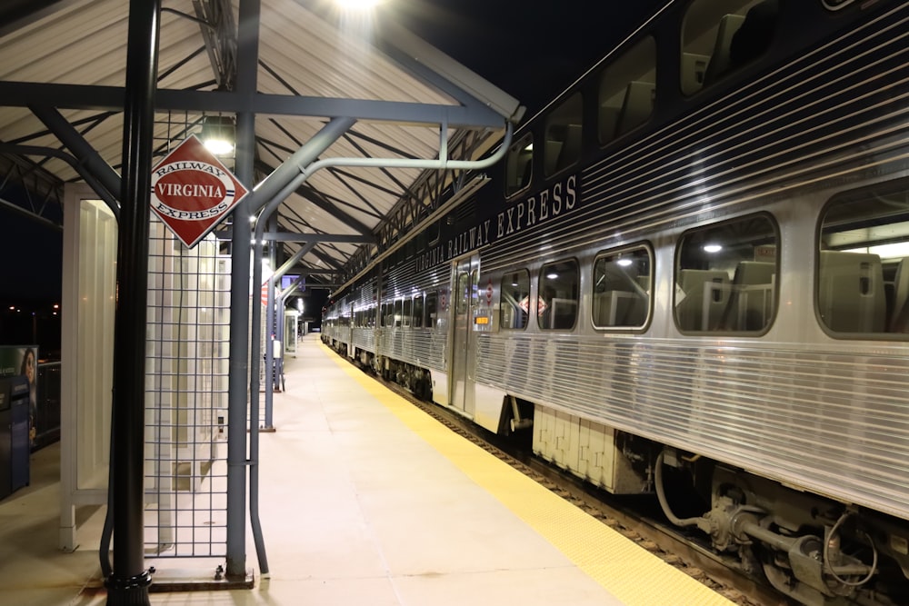 a train at a train station