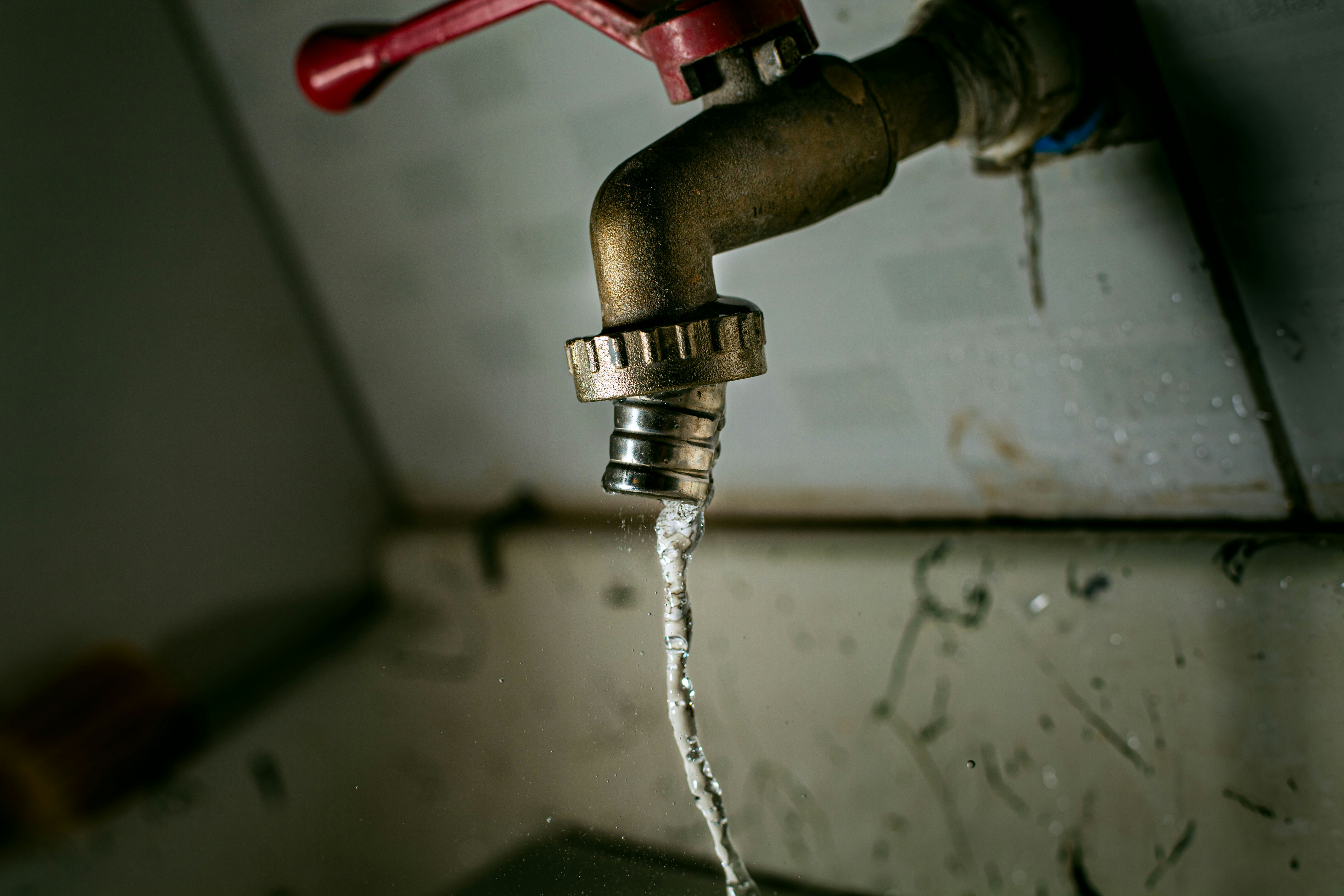 Burst Pipe Water Cleanup Water damage restoration