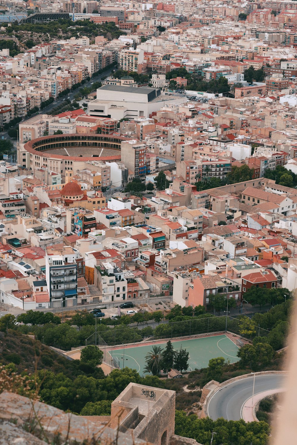 a city with many buildings