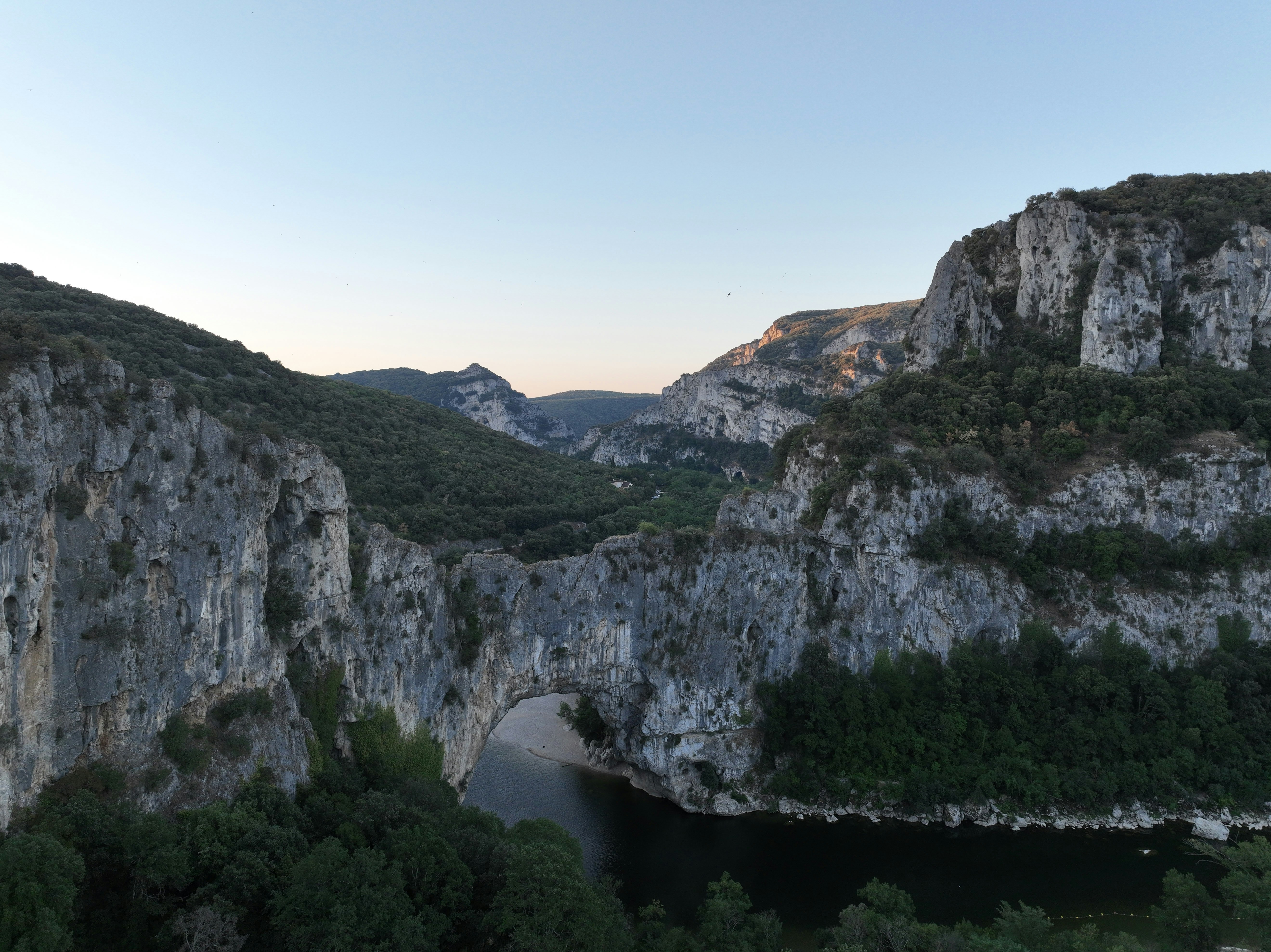 Photo by datingscout