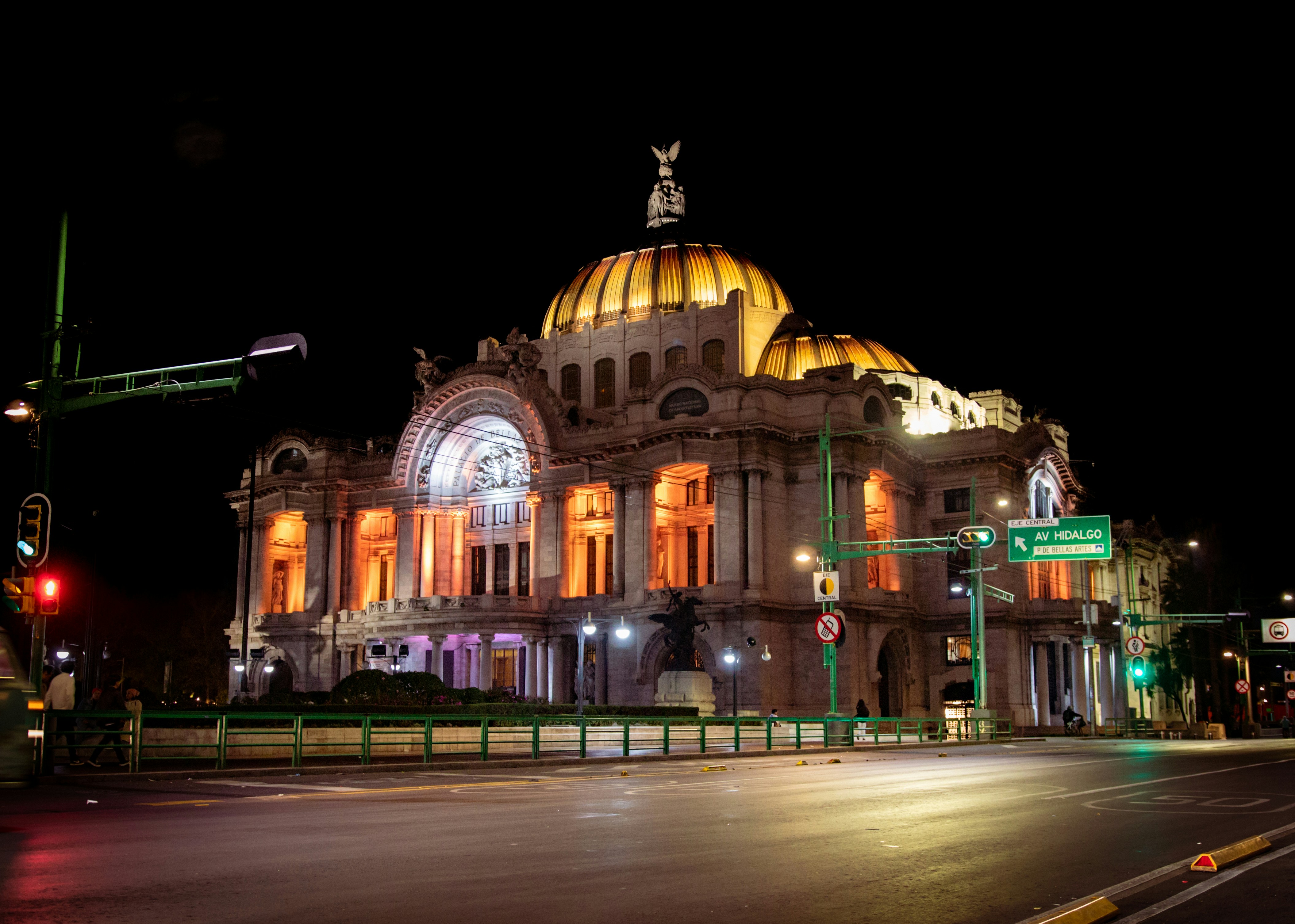 Stay Connected in Mexico City