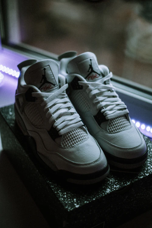 Air Jordan 3 Retro White Cement