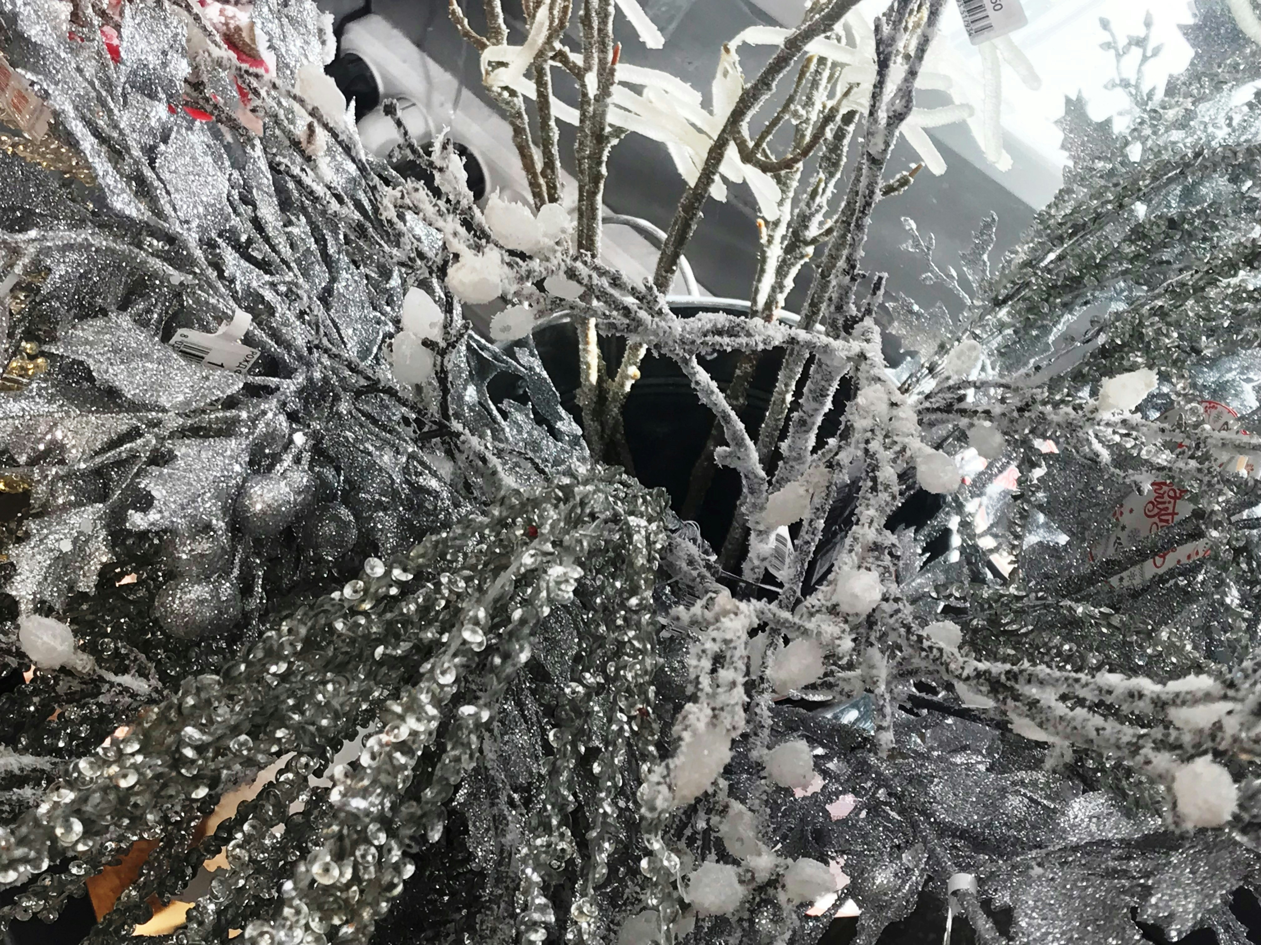 겨울 반짝이 뷰티템 추천