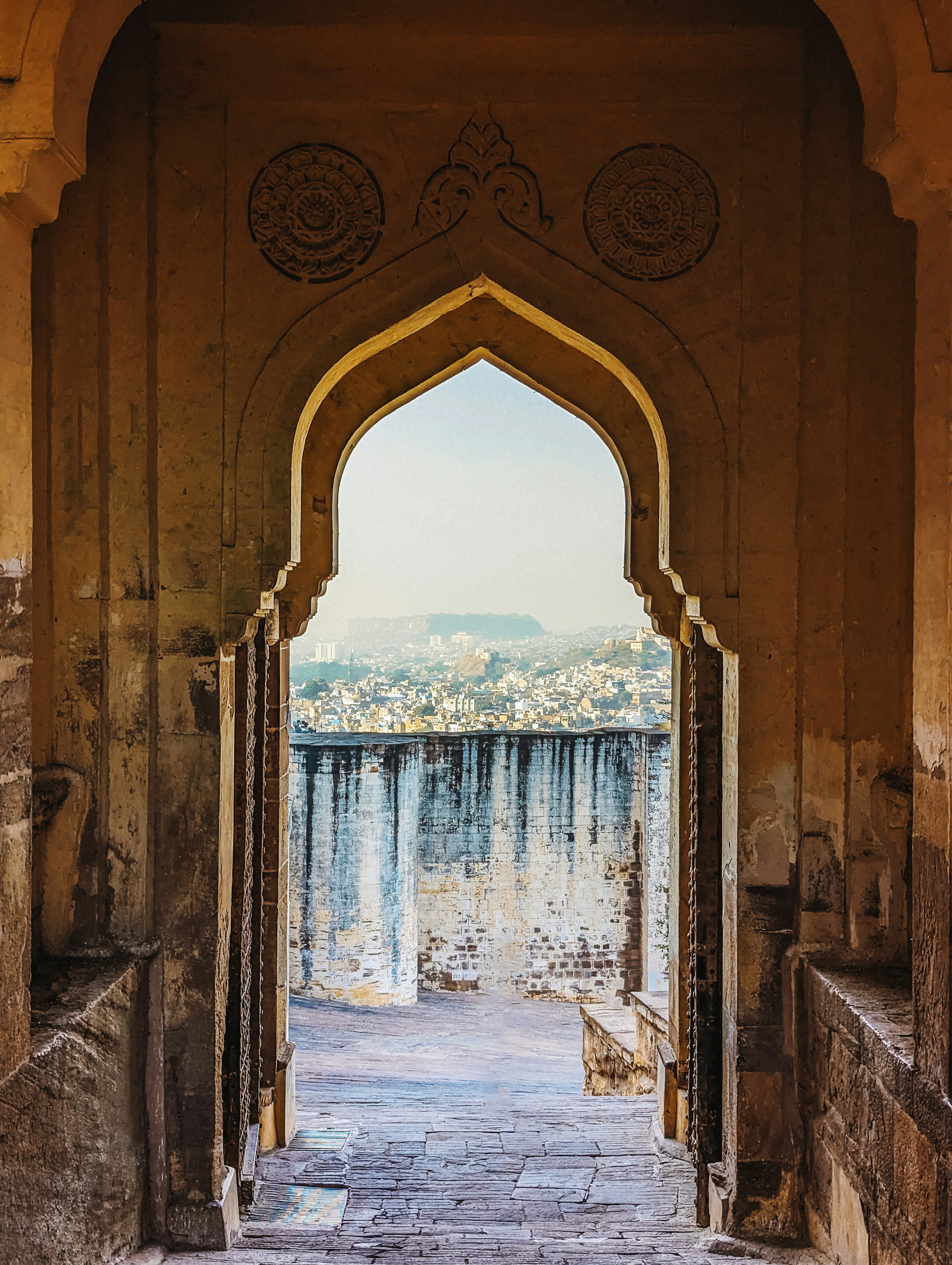 photo-1670158575260-5bd84b303166?ixid=M3