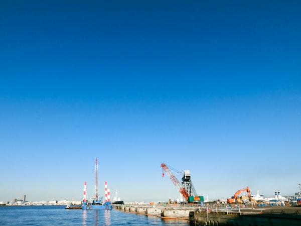 横浜港コンテナターミナル