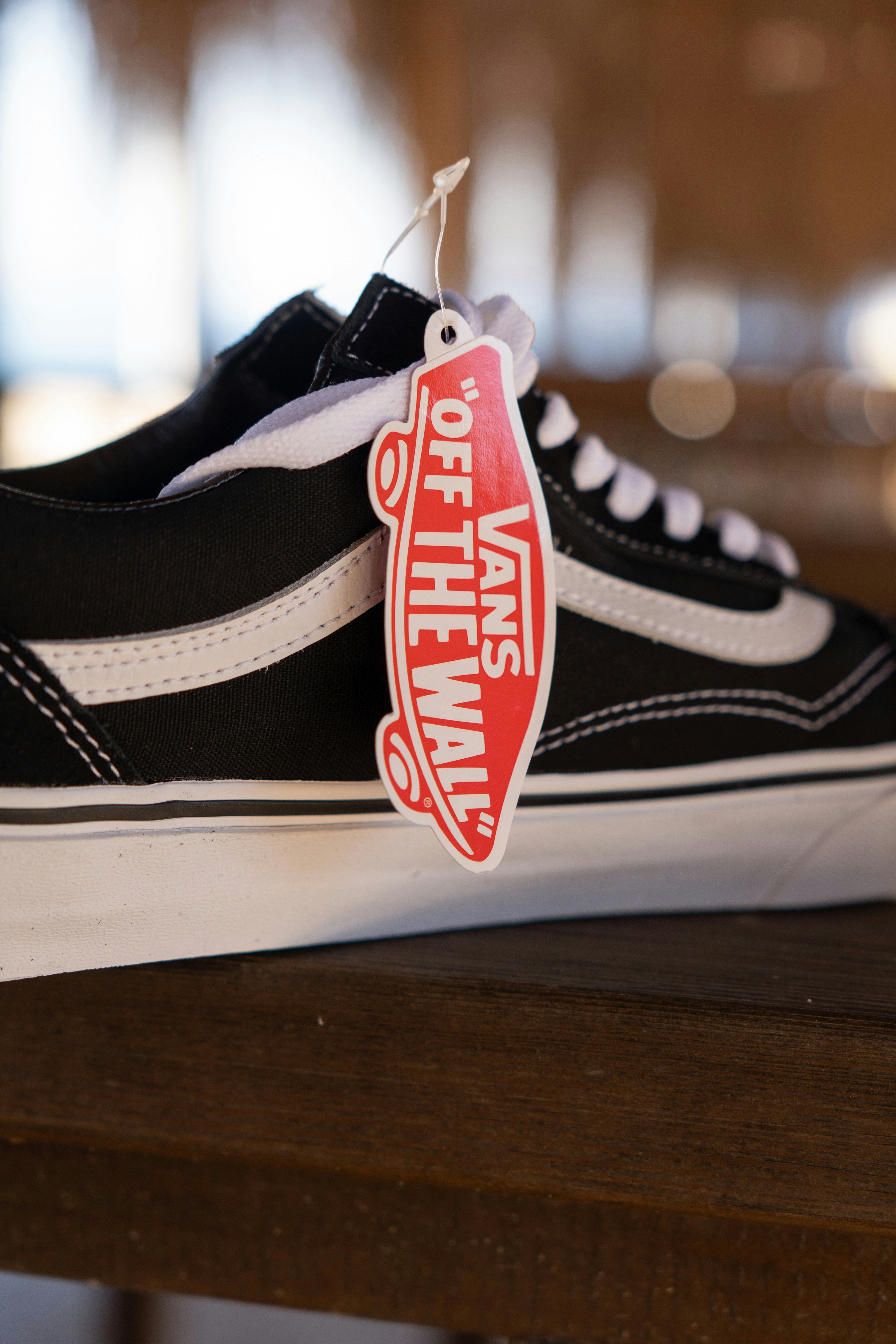 La Historia y Evolución de Marca Vans: Estilo y Celebridades