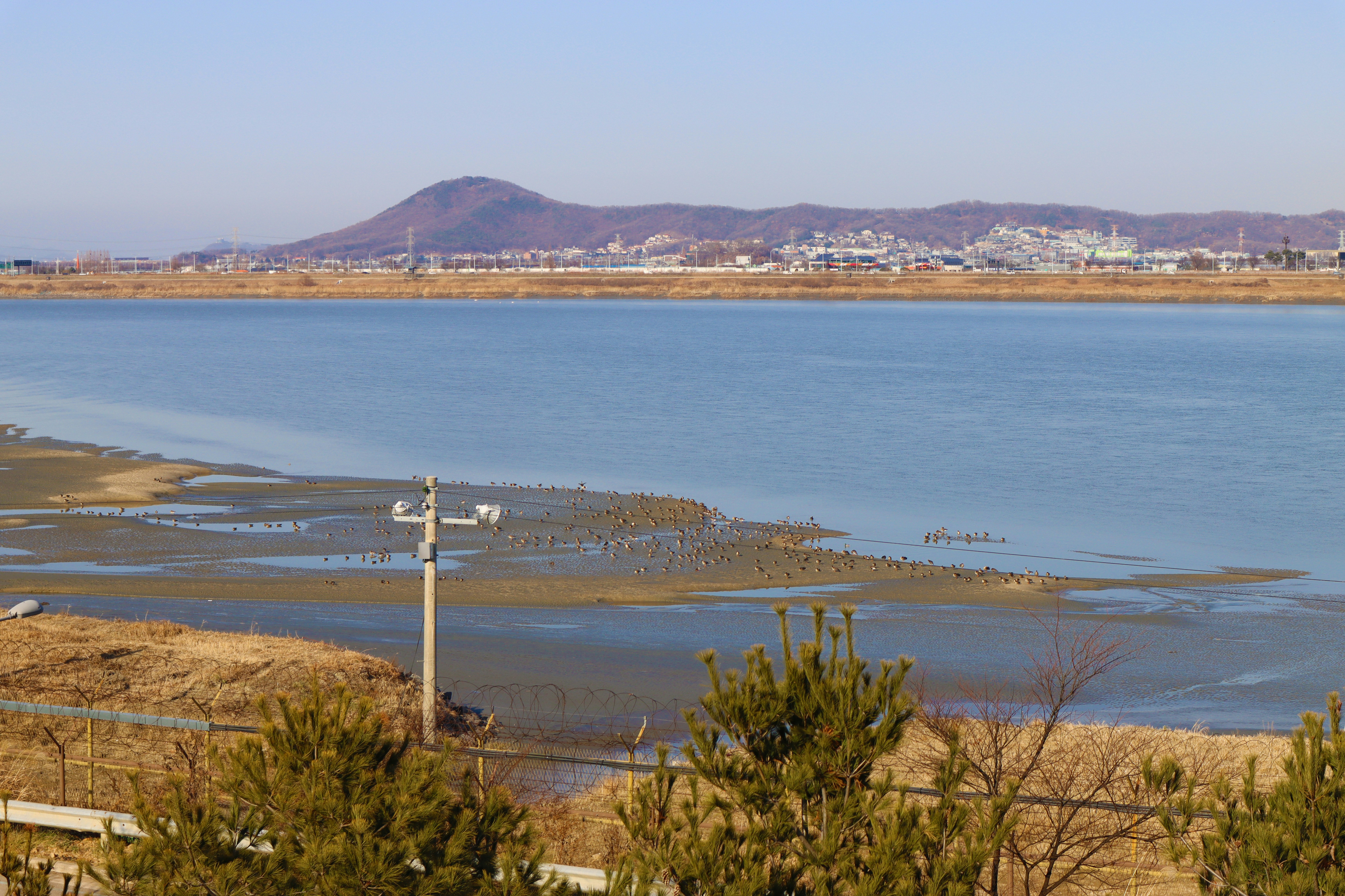 empty reservoir low water level korea