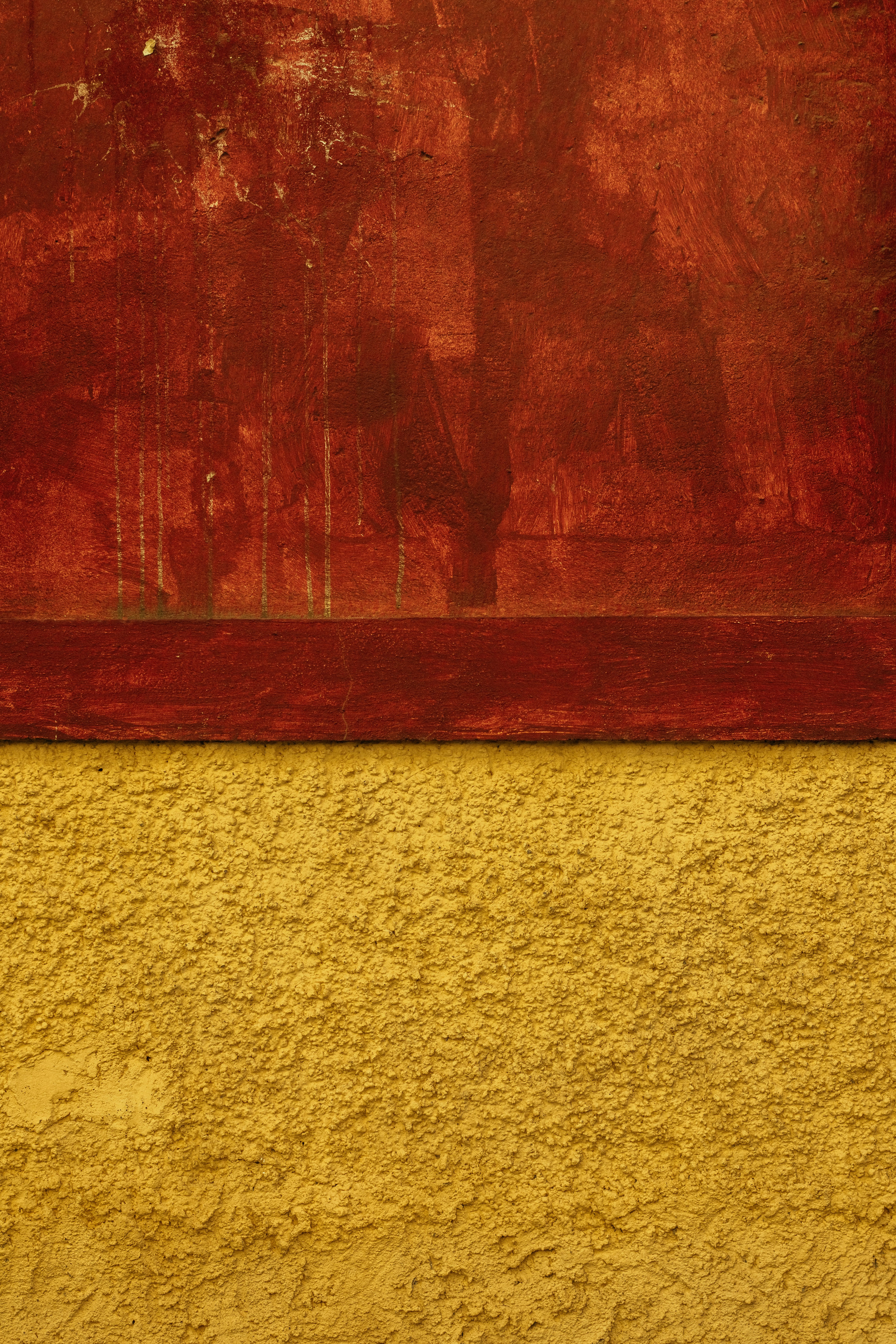 un'ombra di una persona su un muro