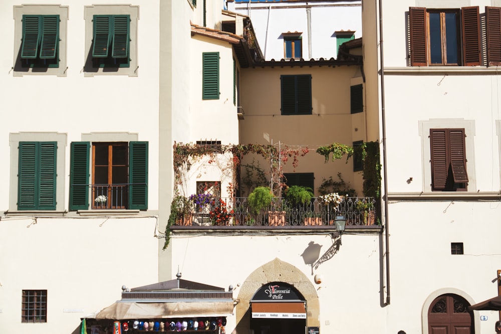 a row of buildings with windows