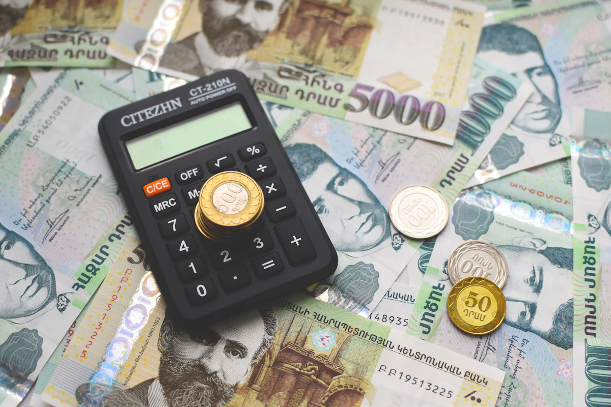 How to Calculate Simple and Discounted Payback Period
