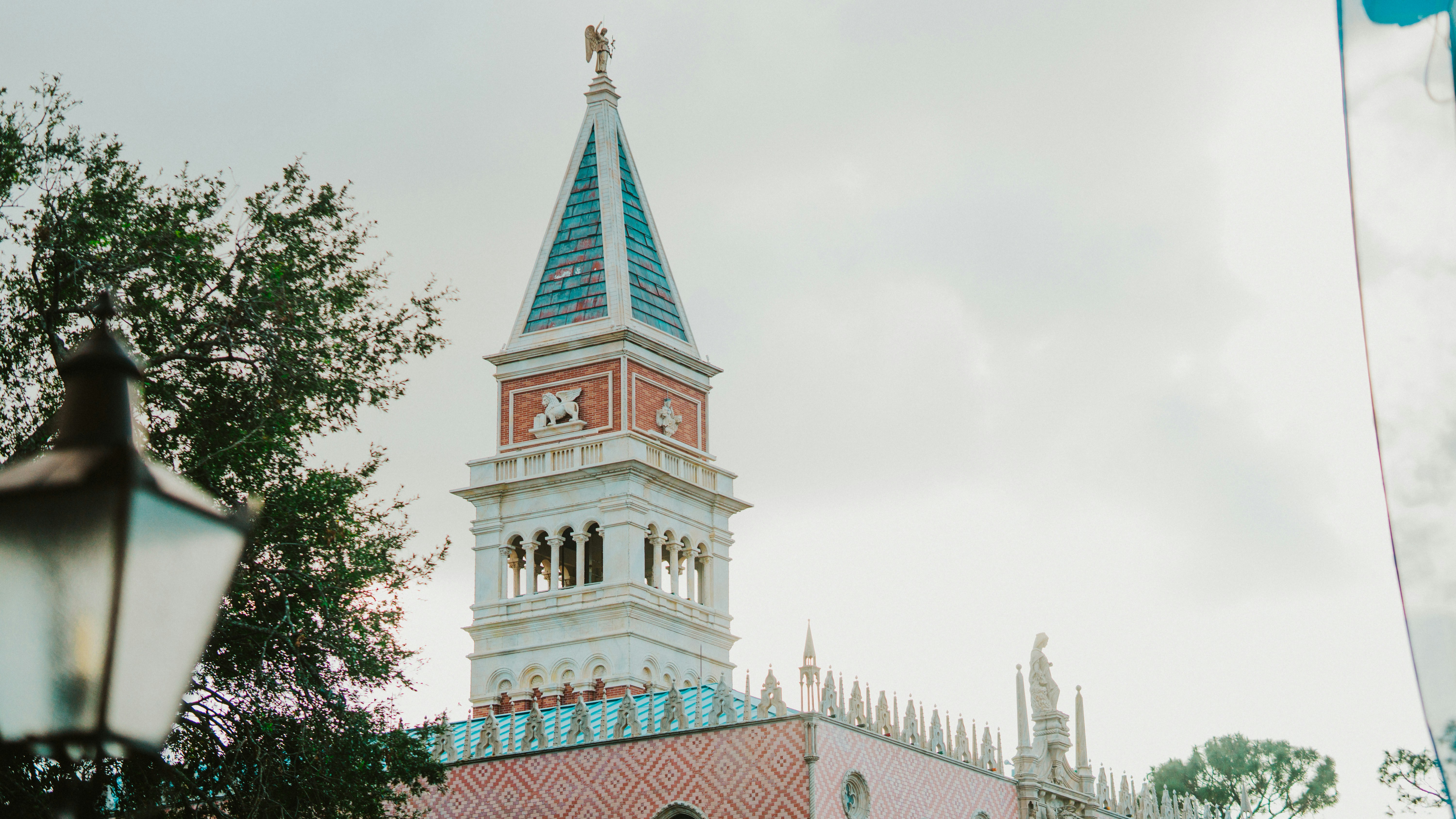 Photo by nickfuentes_