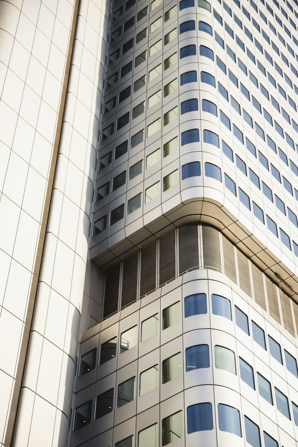 a tall building with windows