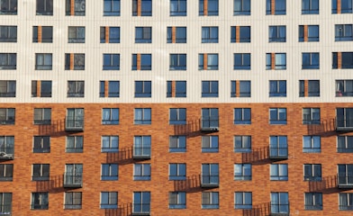 a building with many windows