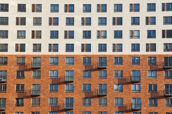 a building with many windows