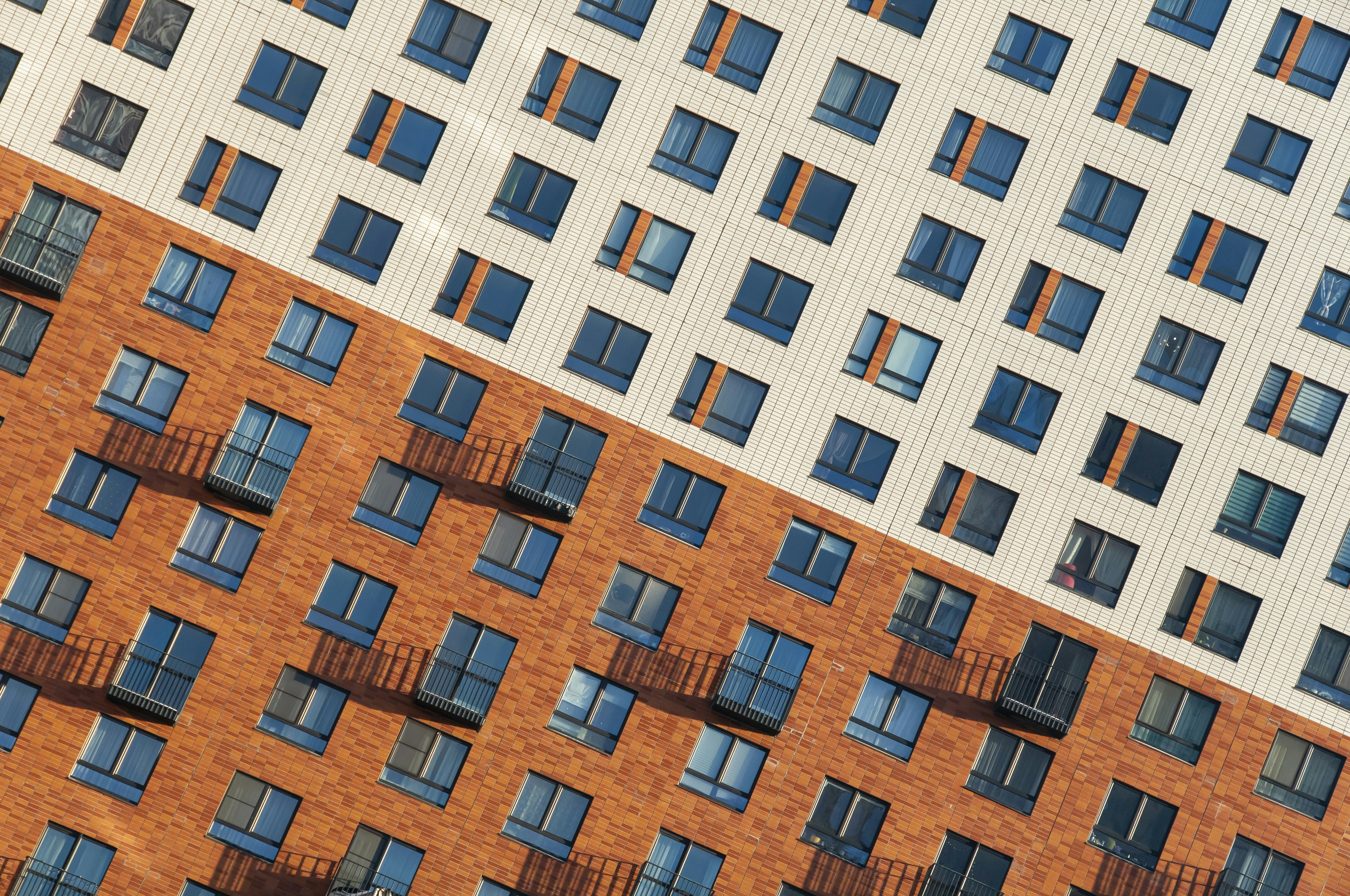 Photo by nikkitenkos