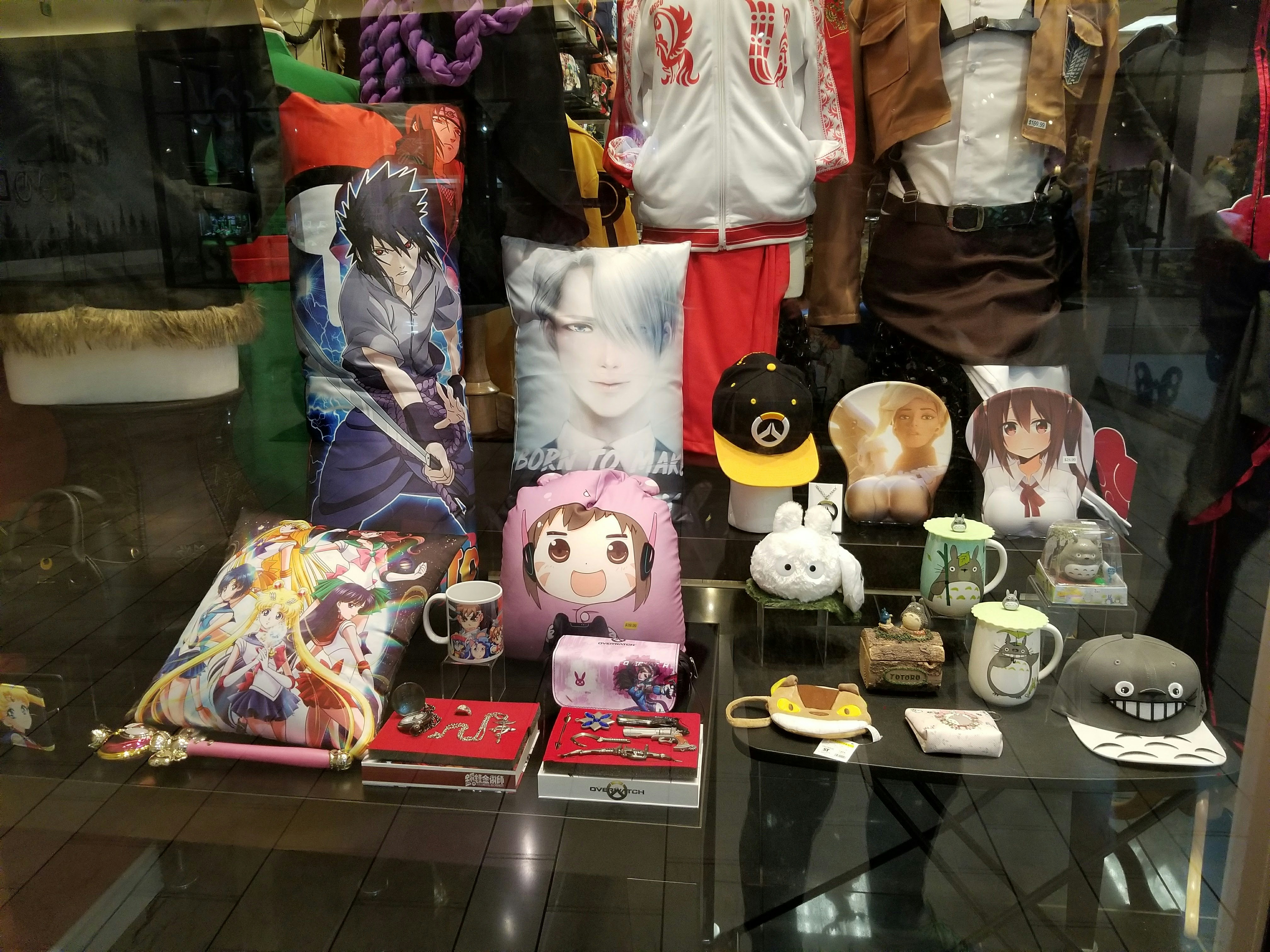 Figuras y artículos otaku