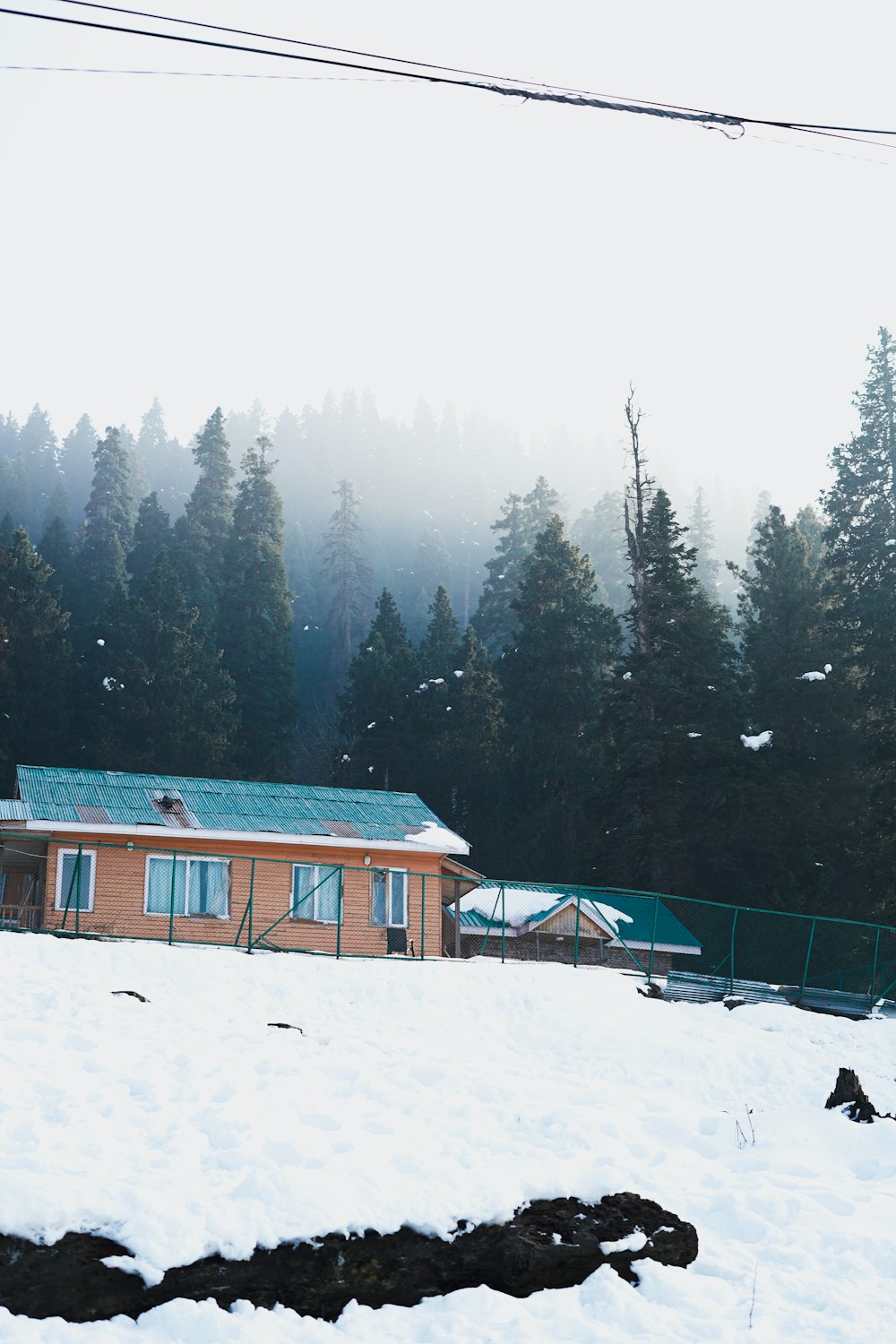 a house in the snow