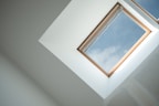 Lavage de velux par M&M Services Pro à  Bois-Guillaume