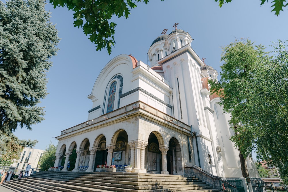 a white building with a domed roof