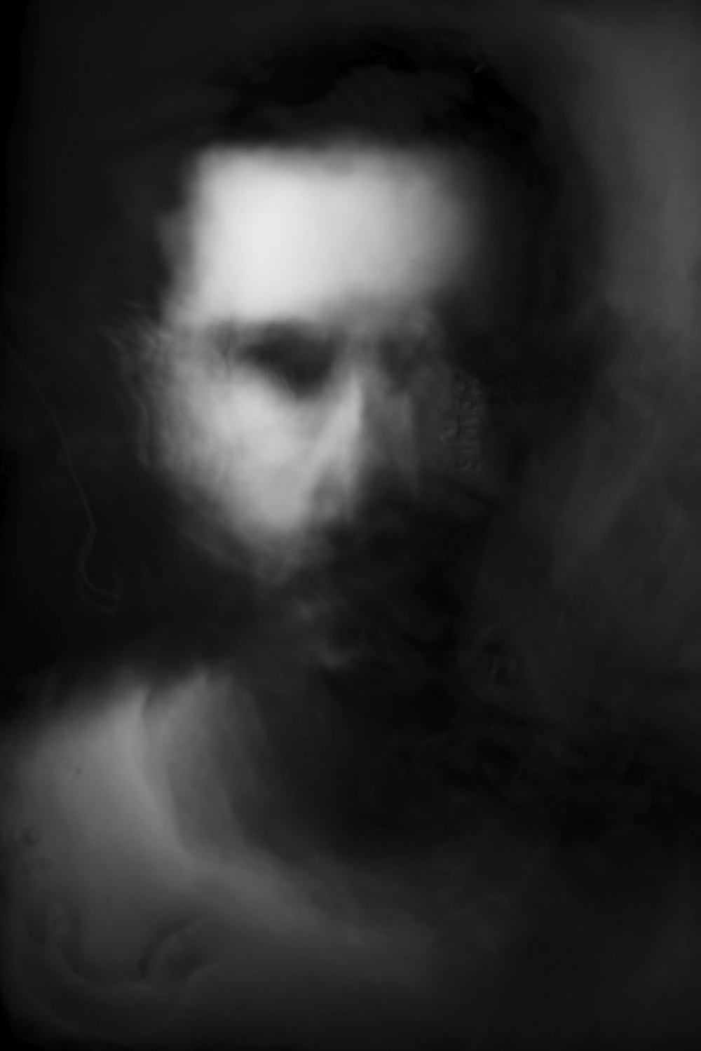 a blurry image of a person