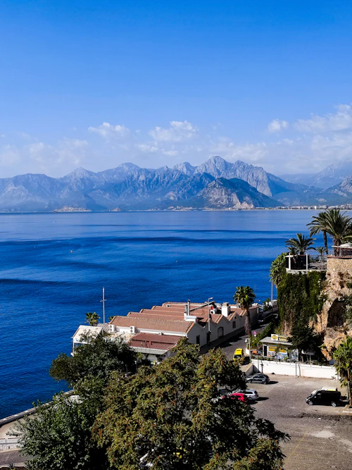 Balayı Türkiye Paketi (İstanbul & Antalya)
