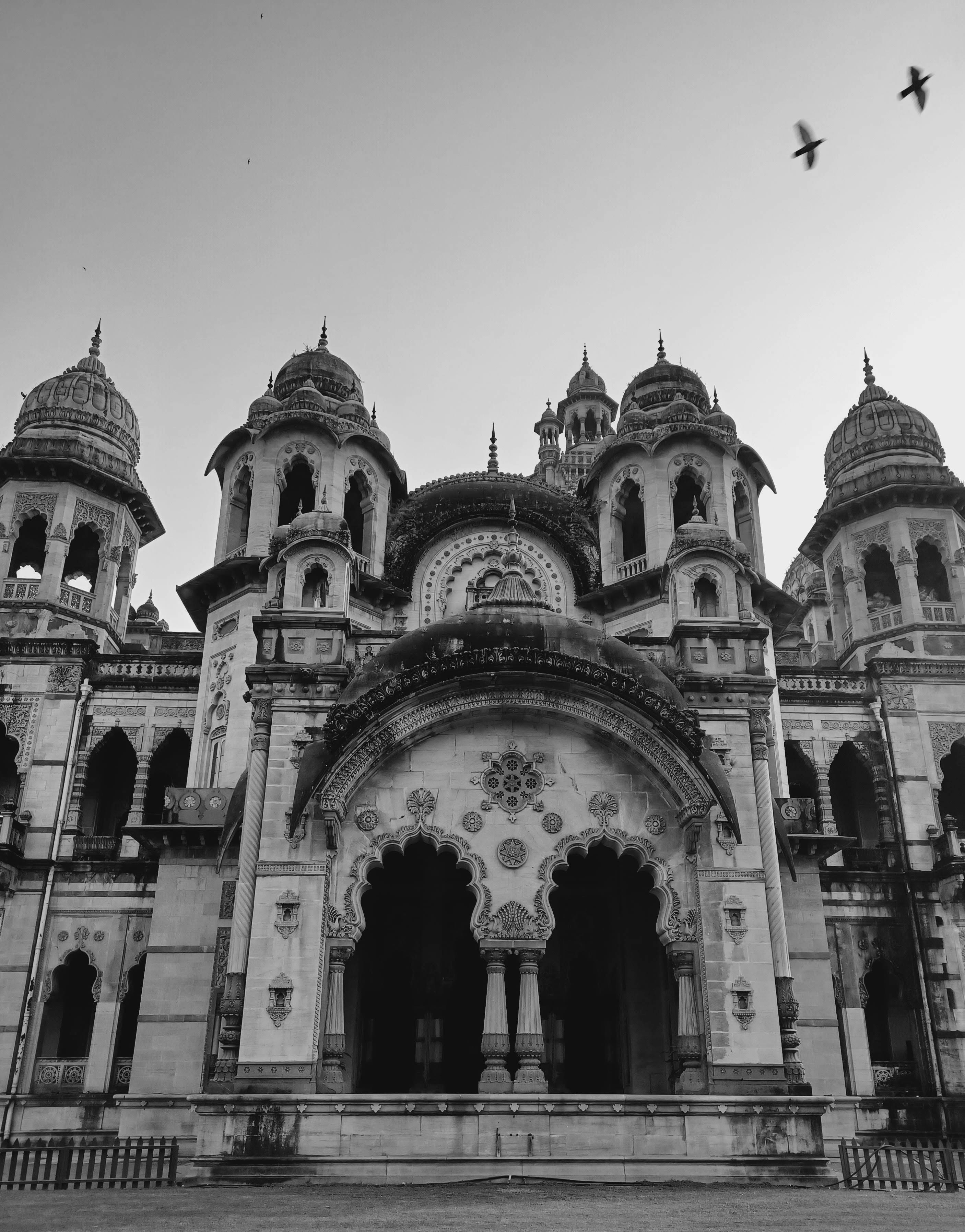 Photo by roshnisidapara