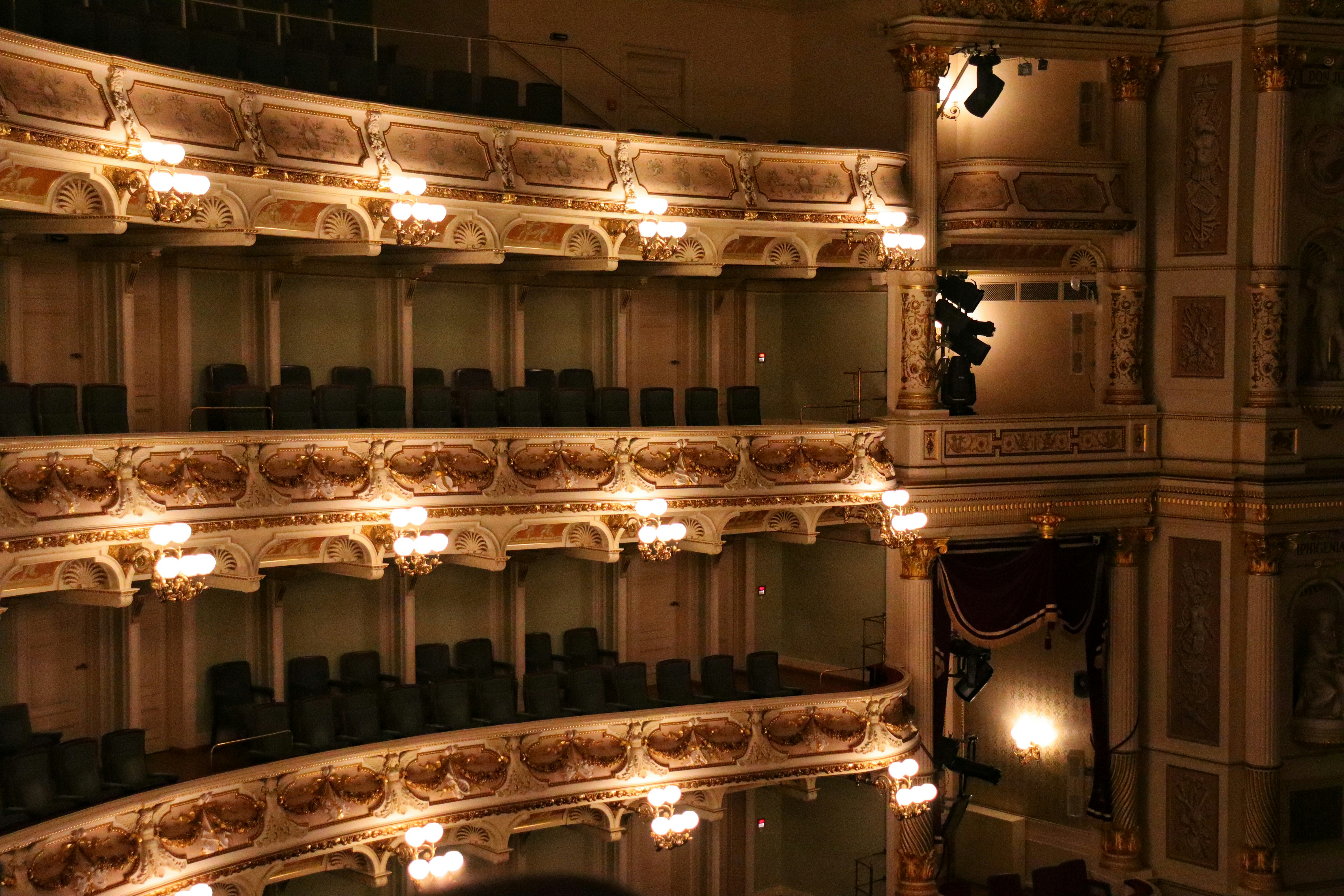 Photo by augustinfoto