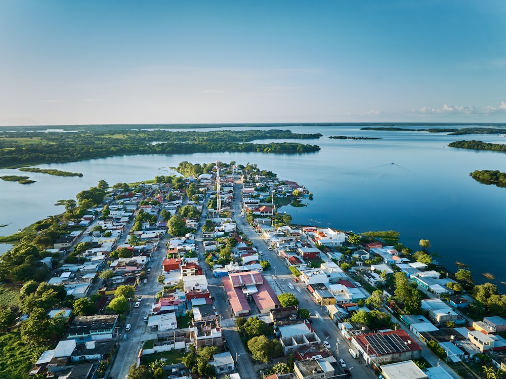 a large body of water surrounded by lots of houses