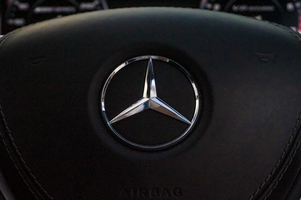 the steering wheel of a mercedes benz benz benz benz benz benz benz benz benz benz