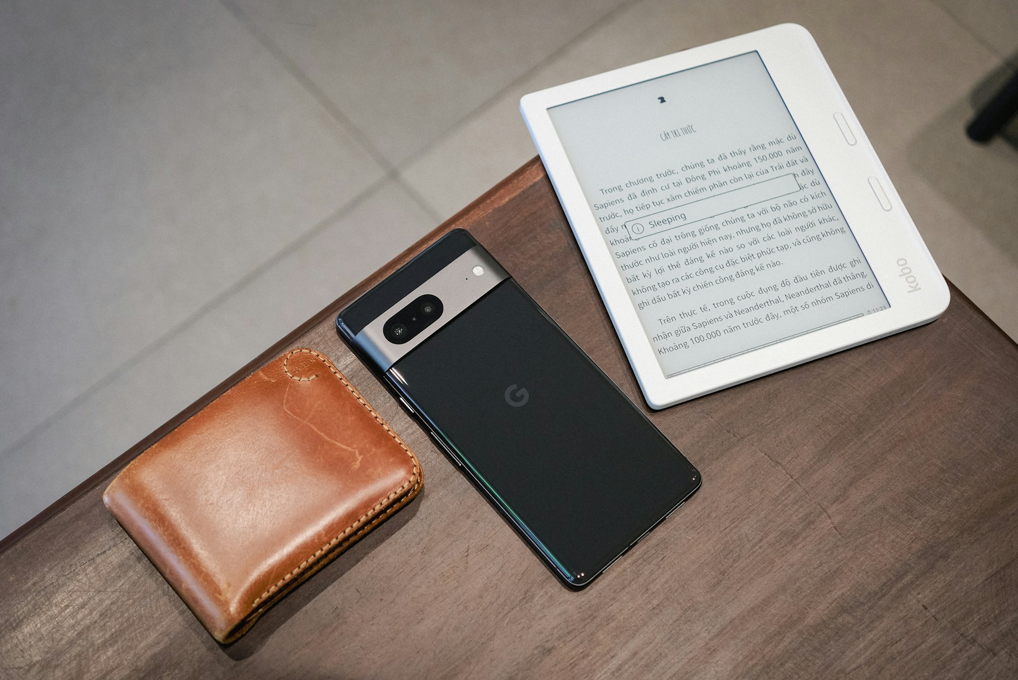 Google Pixel 7, Kobo Libra 2, Leather Wallet Visen4