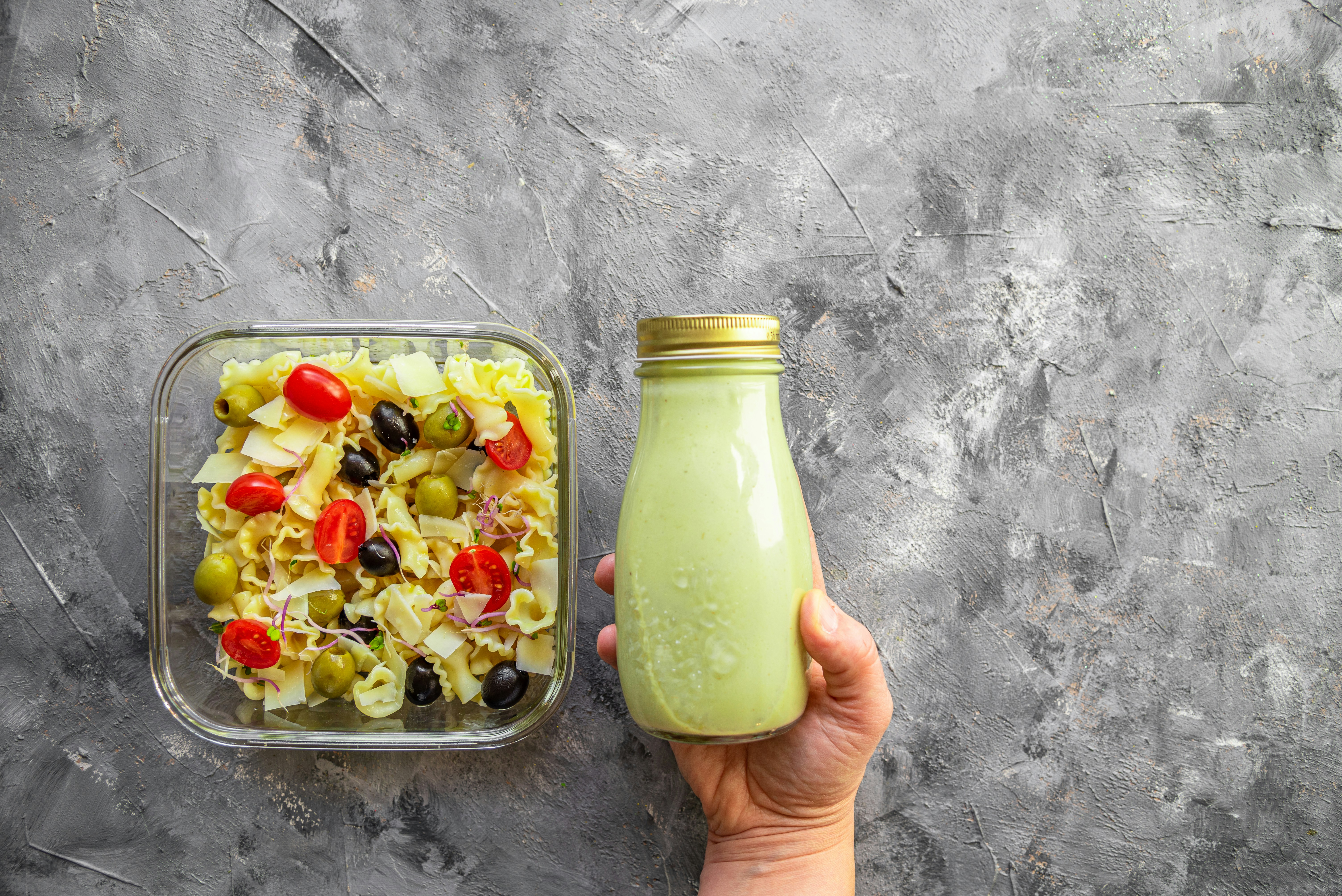 Reusable glass smoothie jars for meal prepping - breakfast smoothie reduce cholesterol