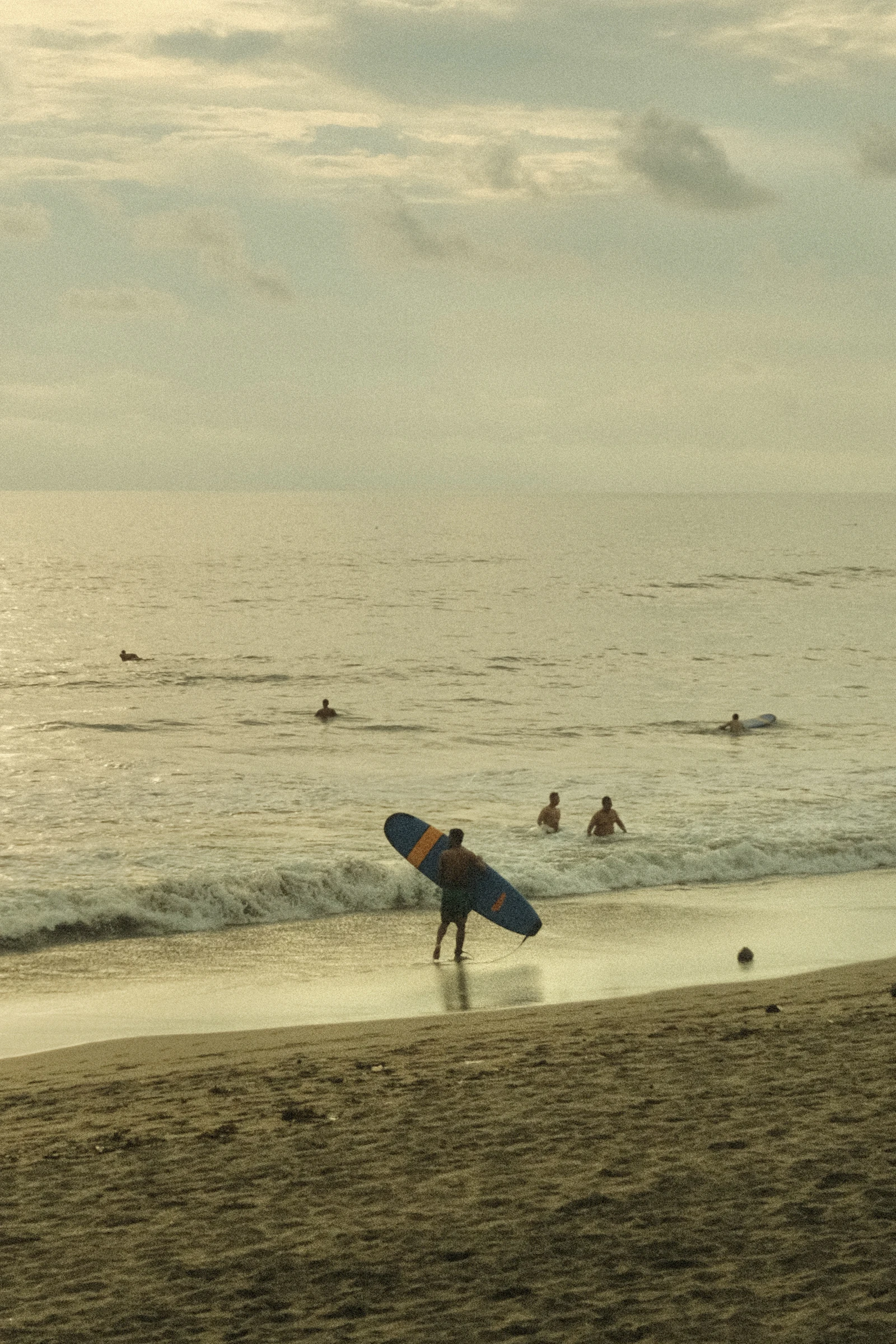 2-Day Seminyak Chic Beach Clubs & High-End Culinary Odyssey