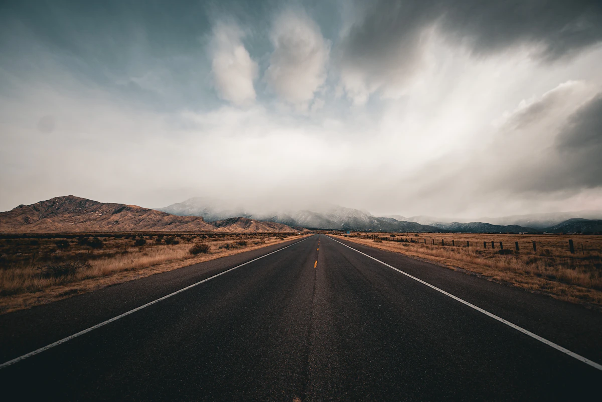 New Mexico highway in a winter storm — best vehicles handle Albuquerque weather