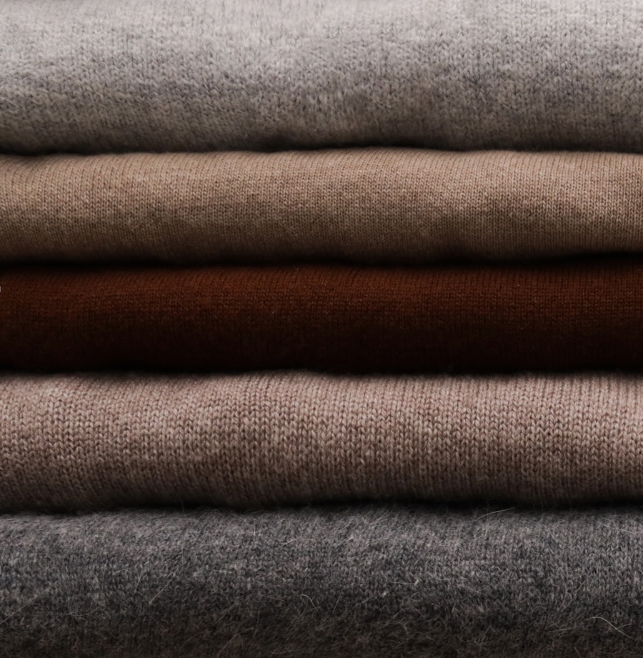 Varick Long Cashmere Cardigan — stack detail