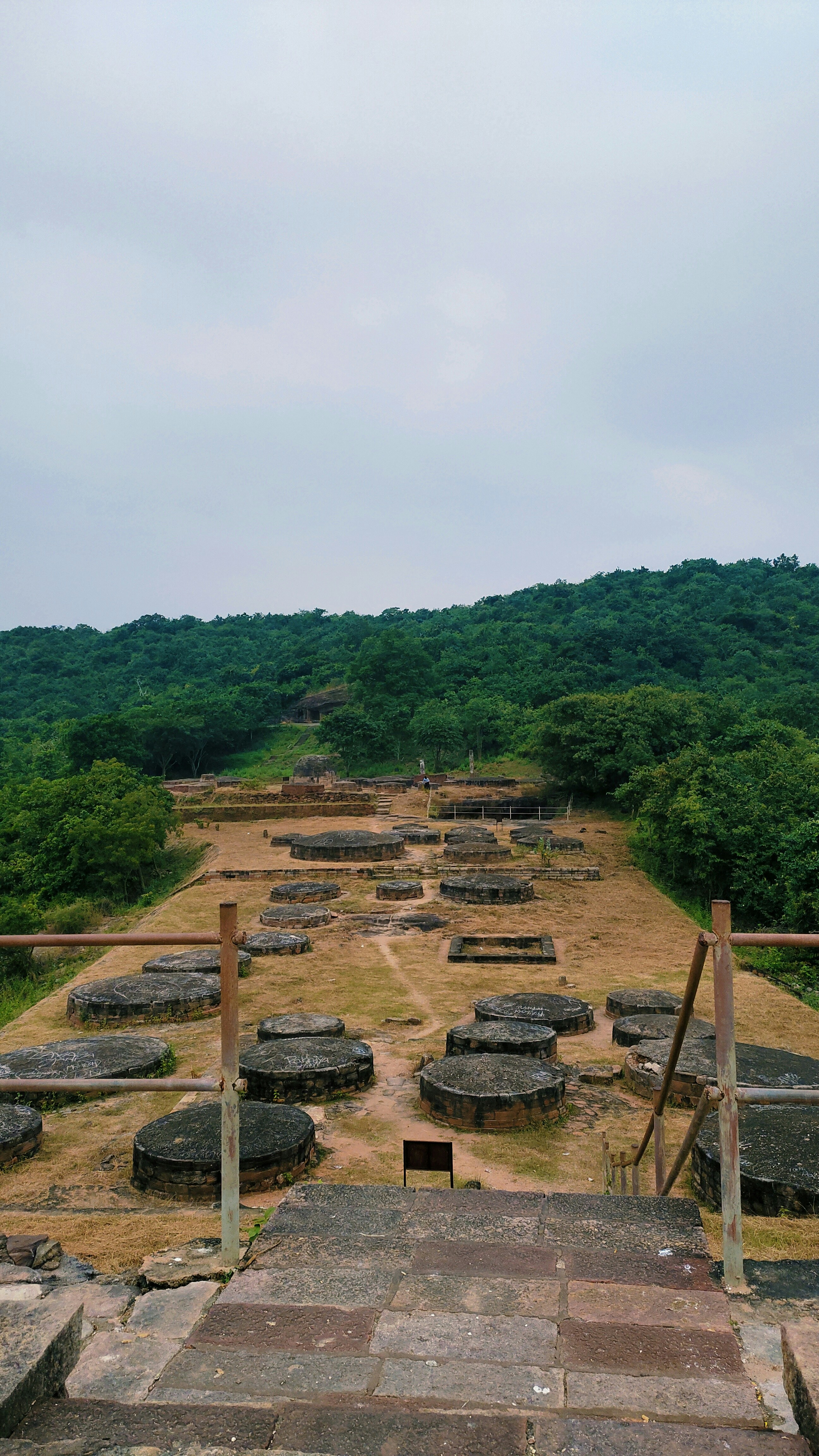 古代都市ポンペイの遺跡の眺め