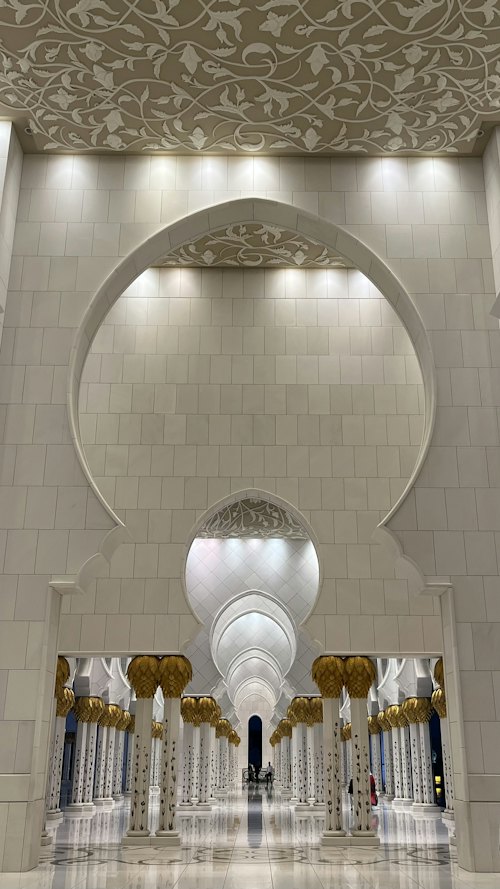 Sheikh Zayed Grand Mosque interior