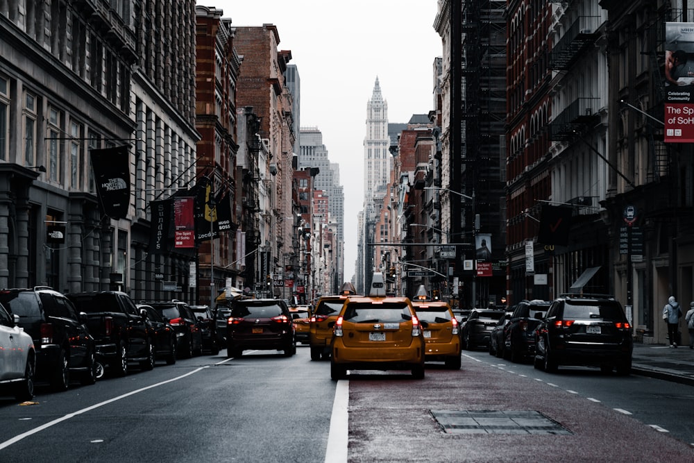 a city street filled with lots of traffic