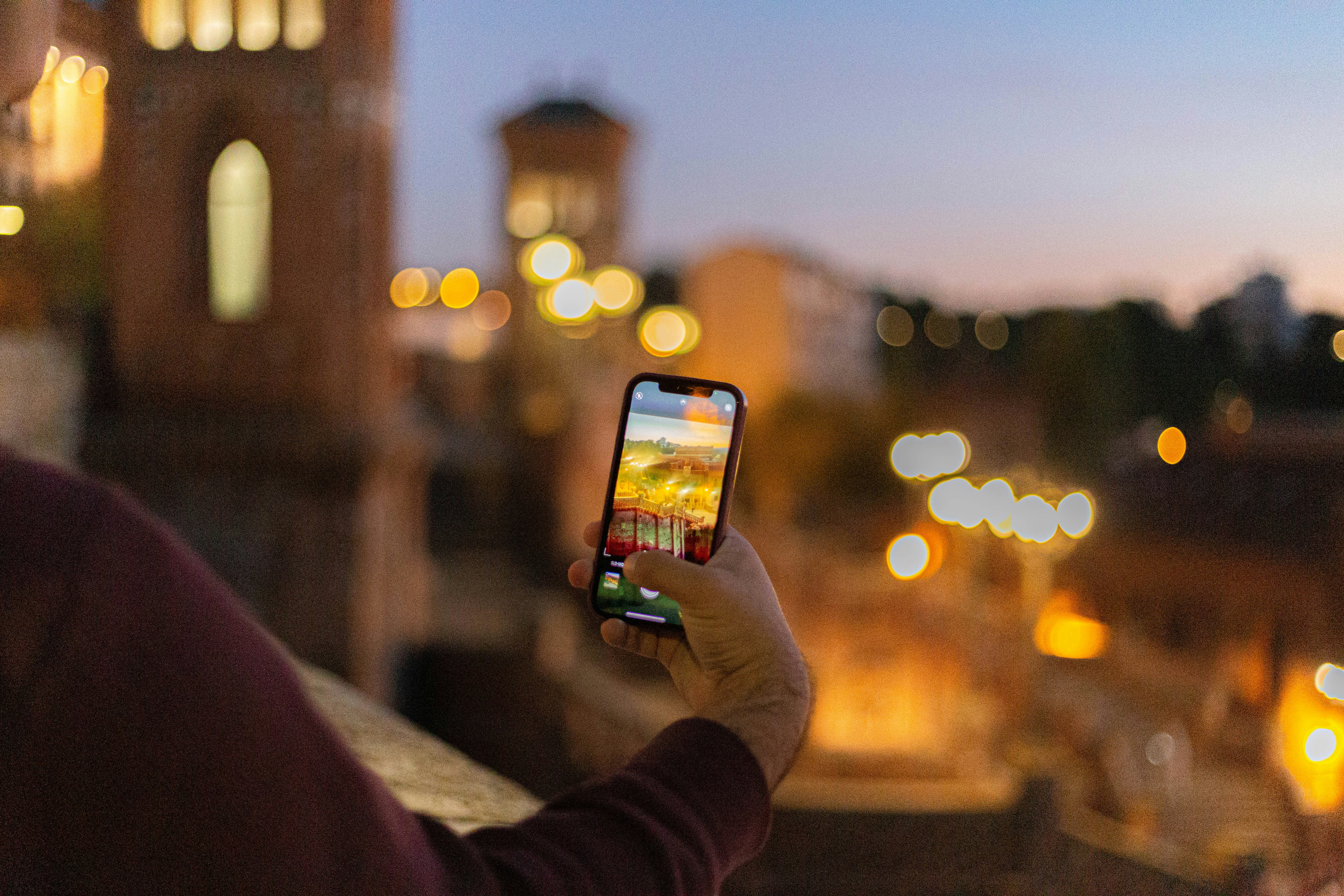 Internet y eSIM en Hungría: cómo tener datos desde el primer día