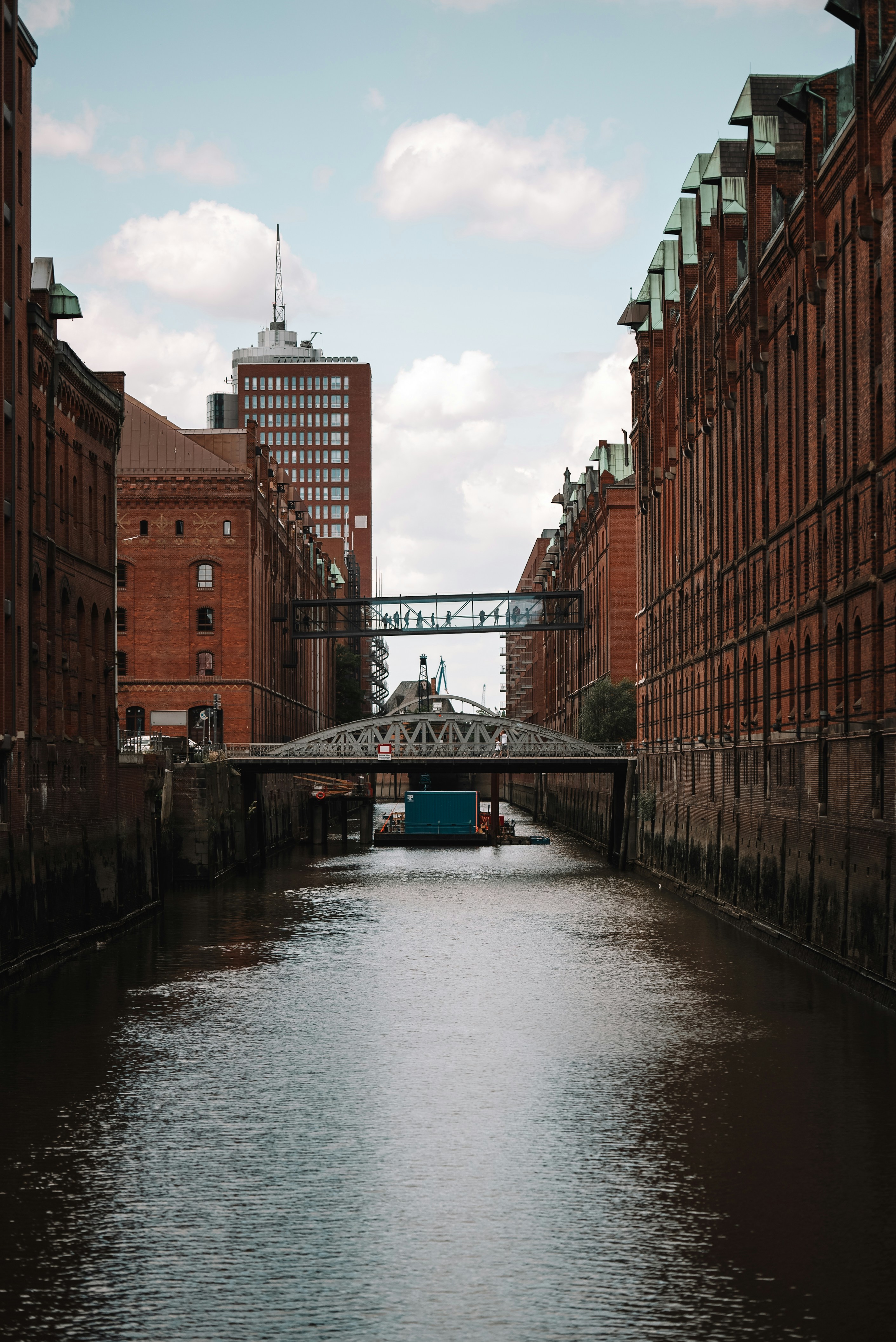 Photo by hk_filmografy